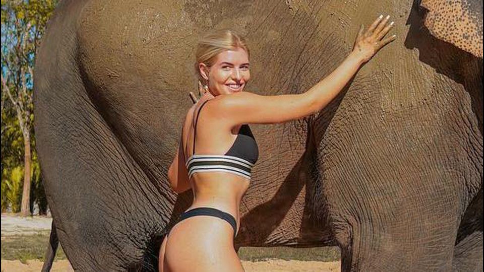 Antonia Hemmer zeigt sich im knappen Bikini.