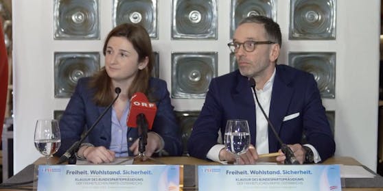 Marlene Svazek und Herbert Kickl informierten nach der Präsidiumssitzung über Inhalte der FPÖ im anstehenden Salzburg-Wahlkampf.