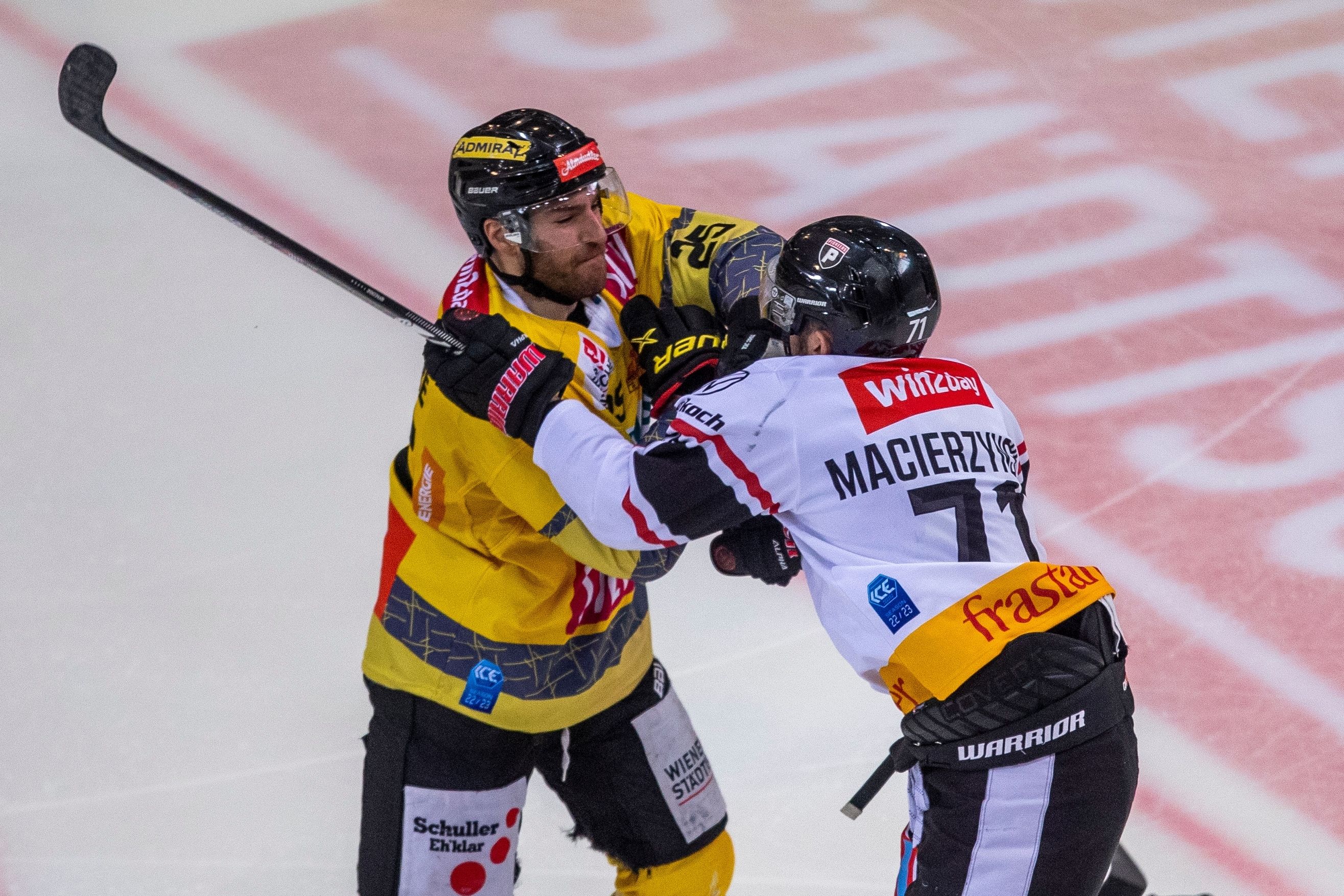 Caps-Crack Jeremy Gregoire (l.) im "Heute"-Talk