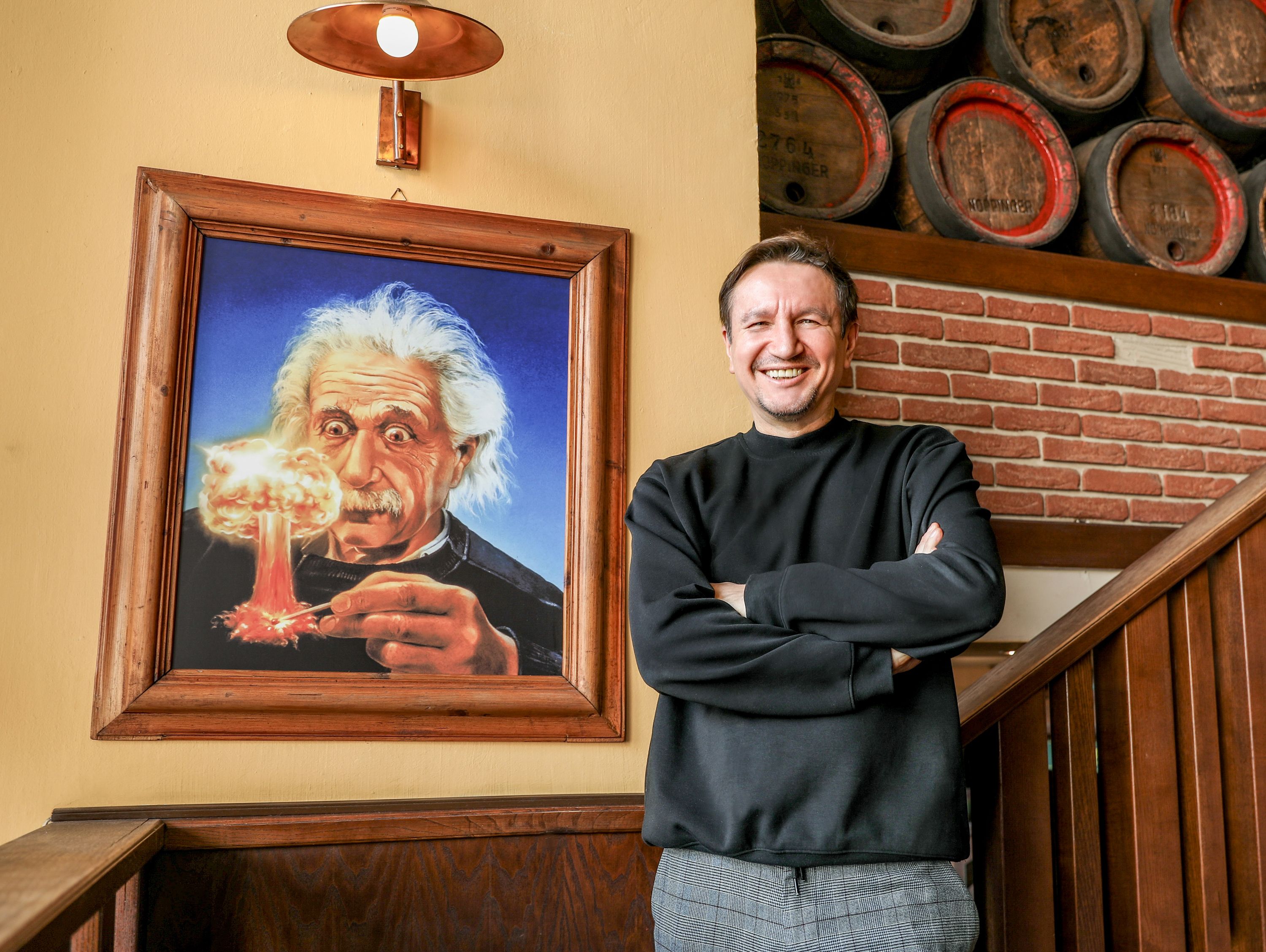 Antonio Hamidi, Geschäftsführer und Restaurantleiter im Café Einstein.