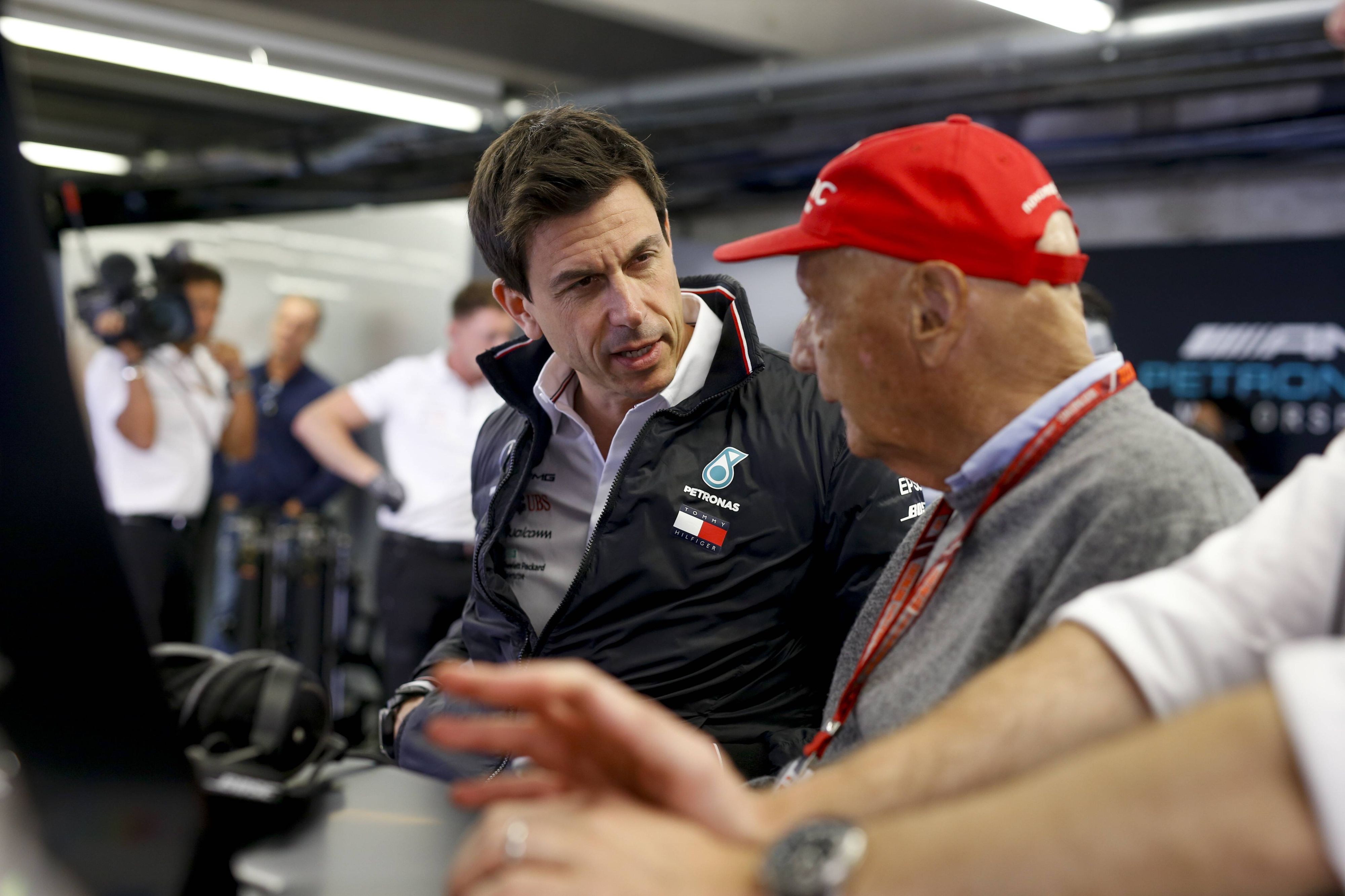 Toto Wolff enthüllt, dass er den Austausch mit Niki Lauda sehr vermisst. 