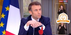 Macron lässt teure Uhr im TV-Interview verschwinden