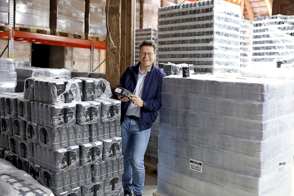 Klimastadtrat Jürgen Czernohorszky machte sich selbst ein Bild von den Produkten im 