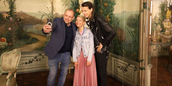 Gery Keszler holte Kristina Sprenger und Marco Pogo für den TV-Spot von "Austria for Life" vor die Kamera.