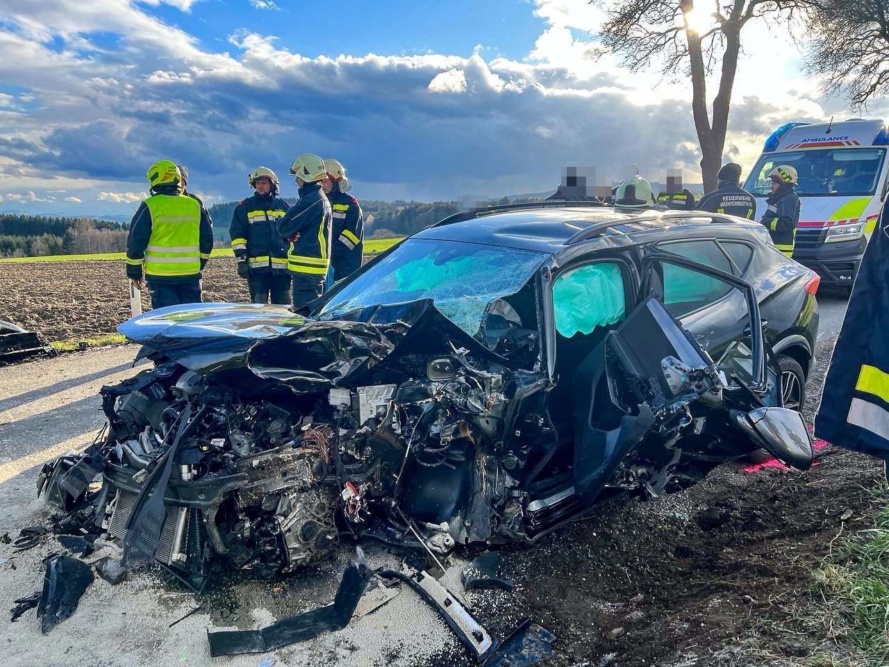 Für den 80-jährigen Fahrzeuglenker kam jede Hilfe zu spät.