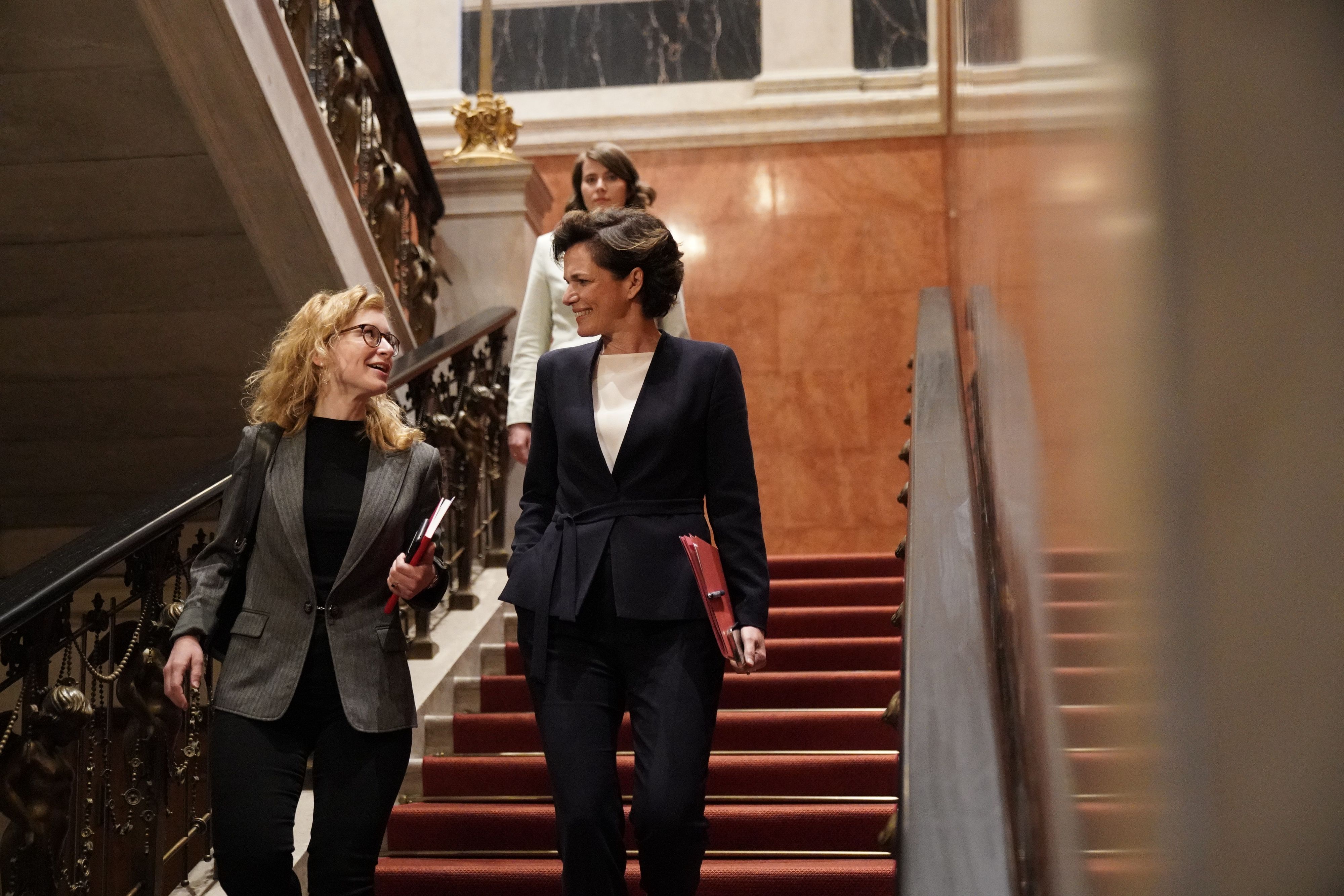 Rendi mit Frauen-Chefin Holzleitner.