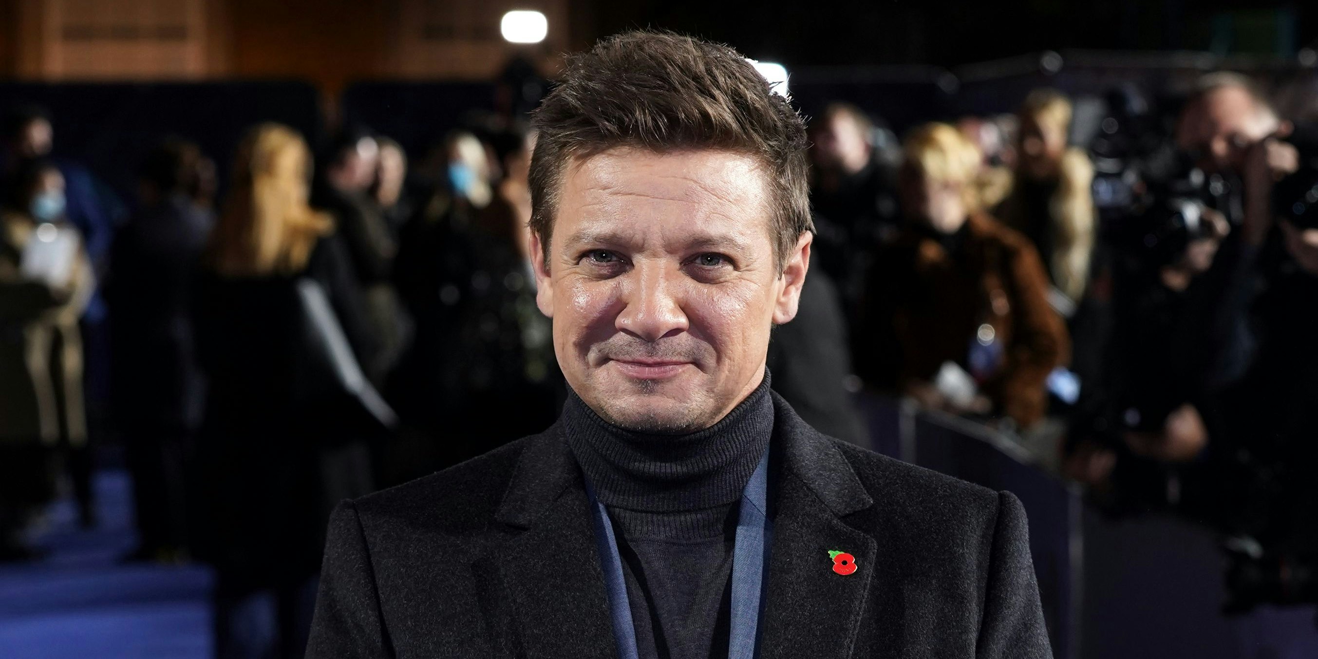 Nach seinem Horror-Unfall ist Jeremy Renner auf dem Weg der Besserung.