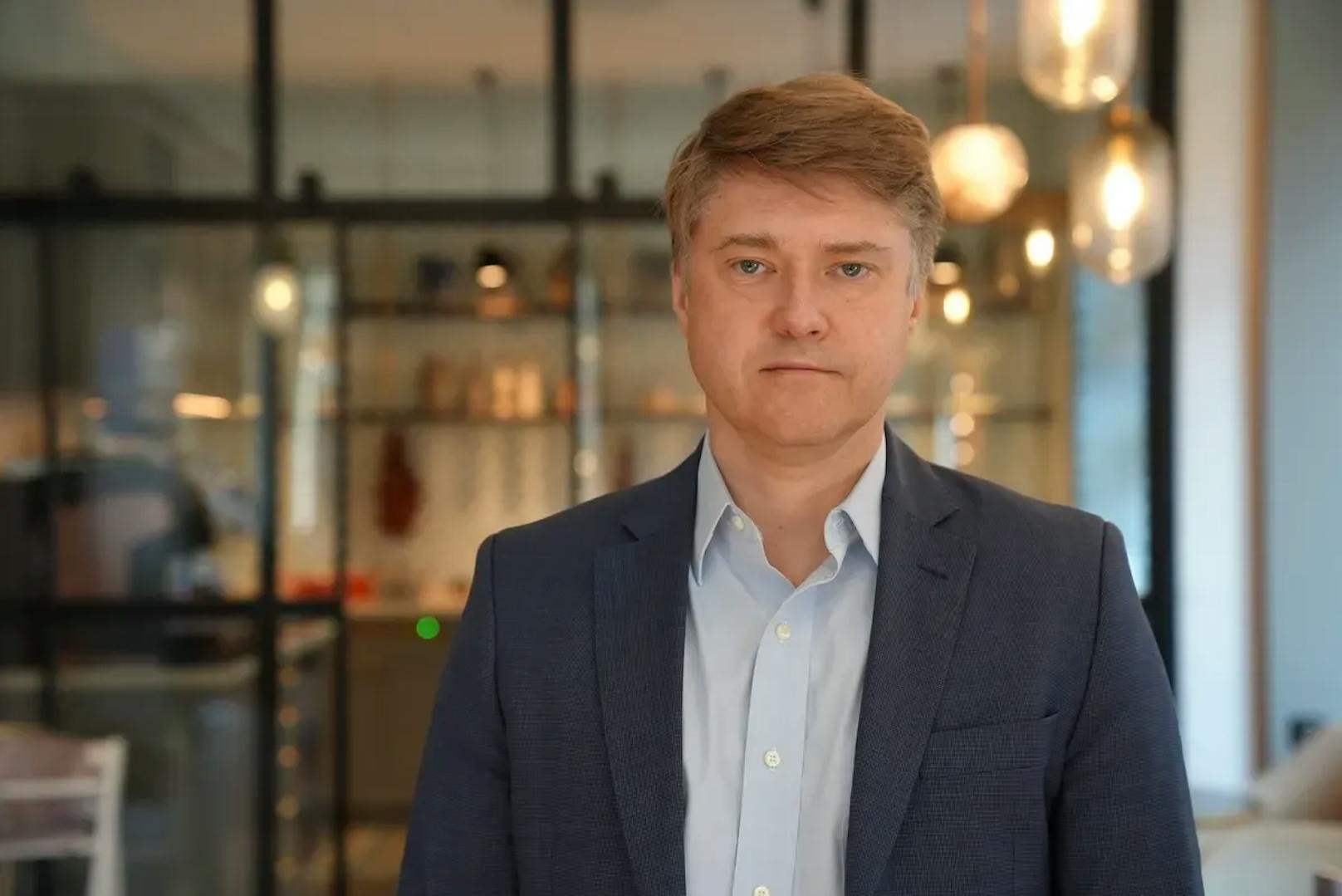 Alexej Nawalnys Stellvertreter Wladimir Lwowitsch Aschurkow ist Banker und Oppositionspolitiker – das "<em>Heute</em>"-Partnerportal "20 Minuten" traf ihn zum Interview. 