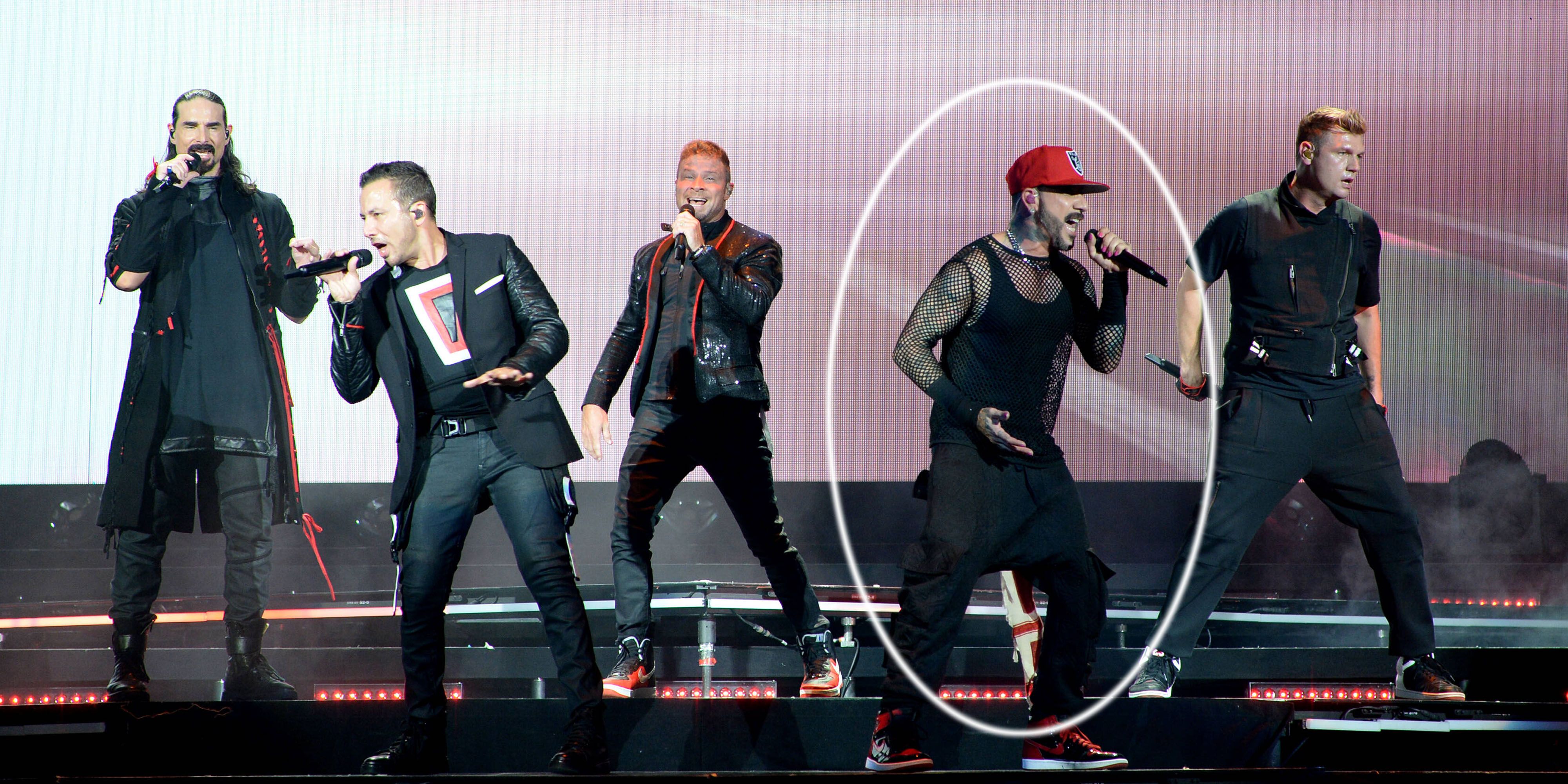 Nach 12 Jahren Beziehung ist dieser begehrte Sänger wieder auf dem Markt.