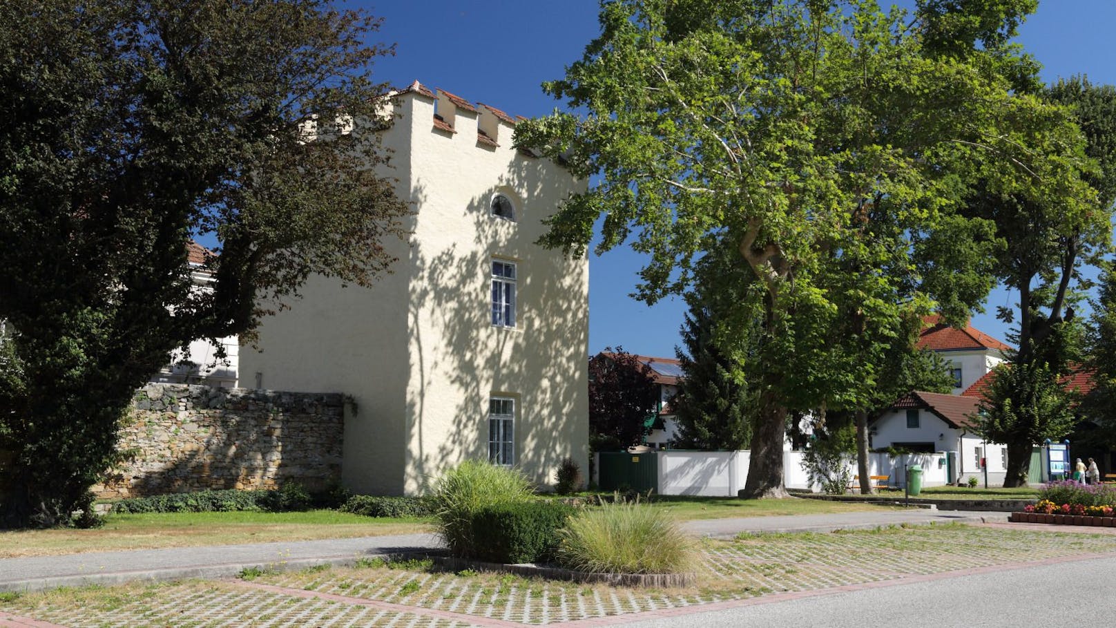 Im Pfeiferturm bzw. Bürgerturm in Pöchlarn wird die Nibelungen-Ausstellung untergebracht.