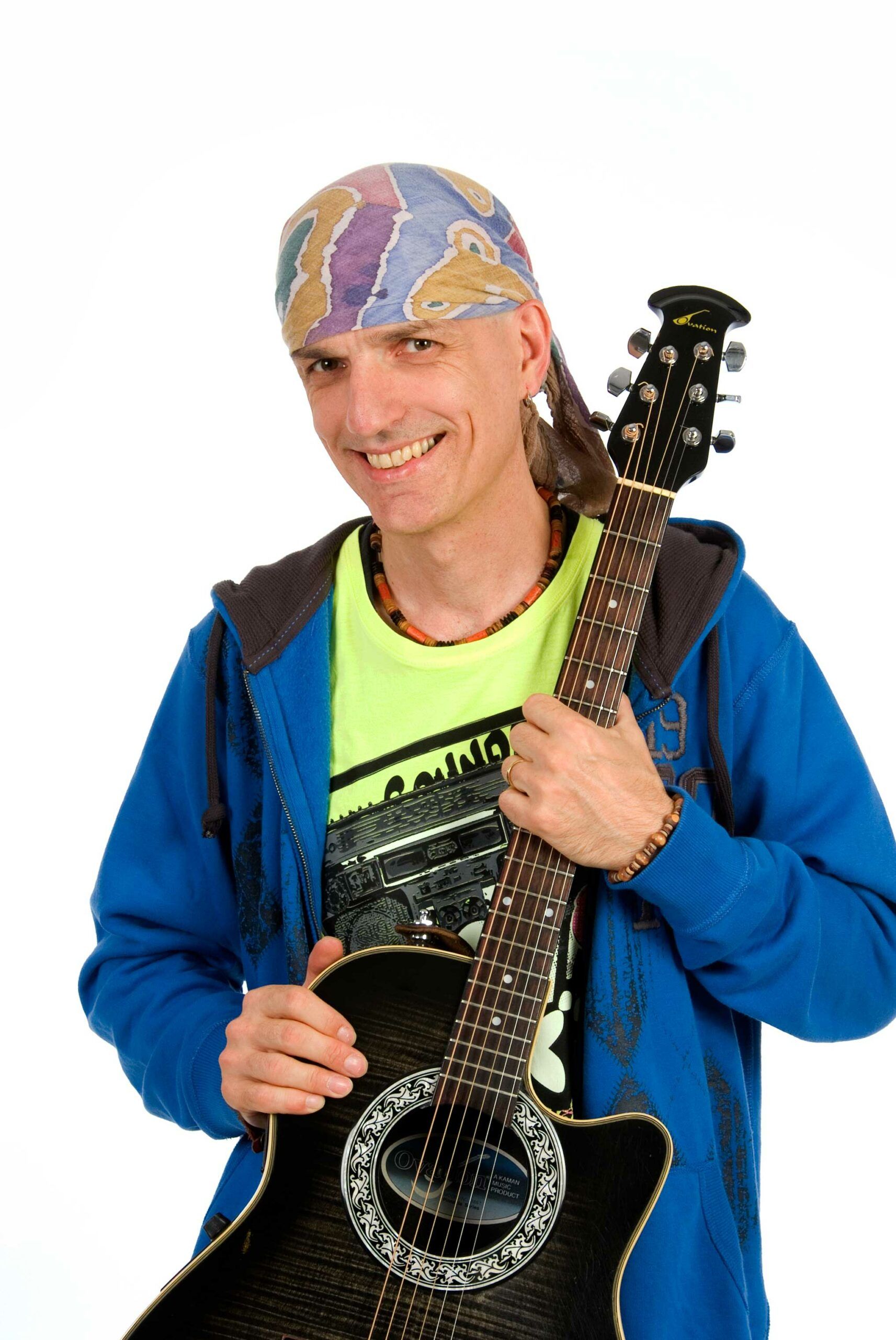 Mit seinen lustigen und schwungvollen Liedern ist Bernhard Fibich,&nbsp;<strong>Österreichs Kinderliedermacher Nummer eins,&nbsp;</strong>dafür bekannt, Kinder wie Erwachsene spielerisch in seine Konzerte miteinzubeziehen.