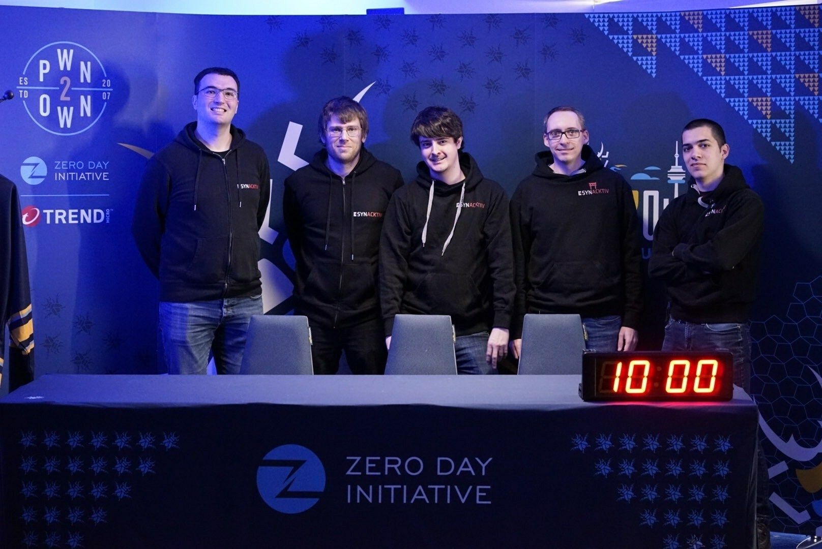 Das Gewinner-Team Synacktiv gewann Preisgelder in Höhe von 500.000 Euro und ein Tesla Model 3.