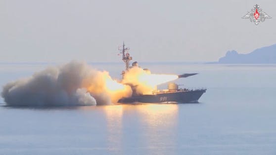Russland meldet einen weiteren Raketentest auf Scheinziele im Japanischen Meer. 