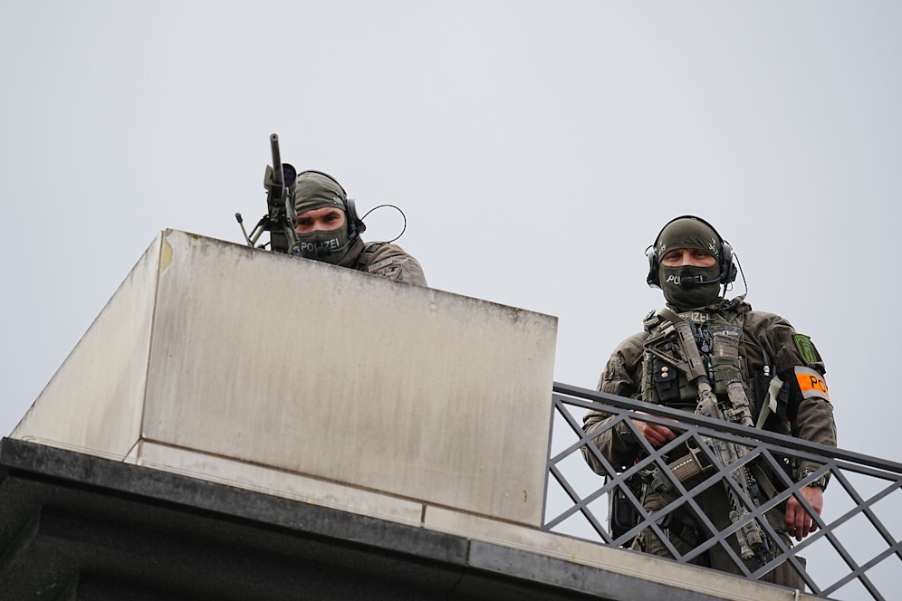 Die deutsche Polizei steht beim Staatsbesuch von König Charles III. im Großeinsatz.