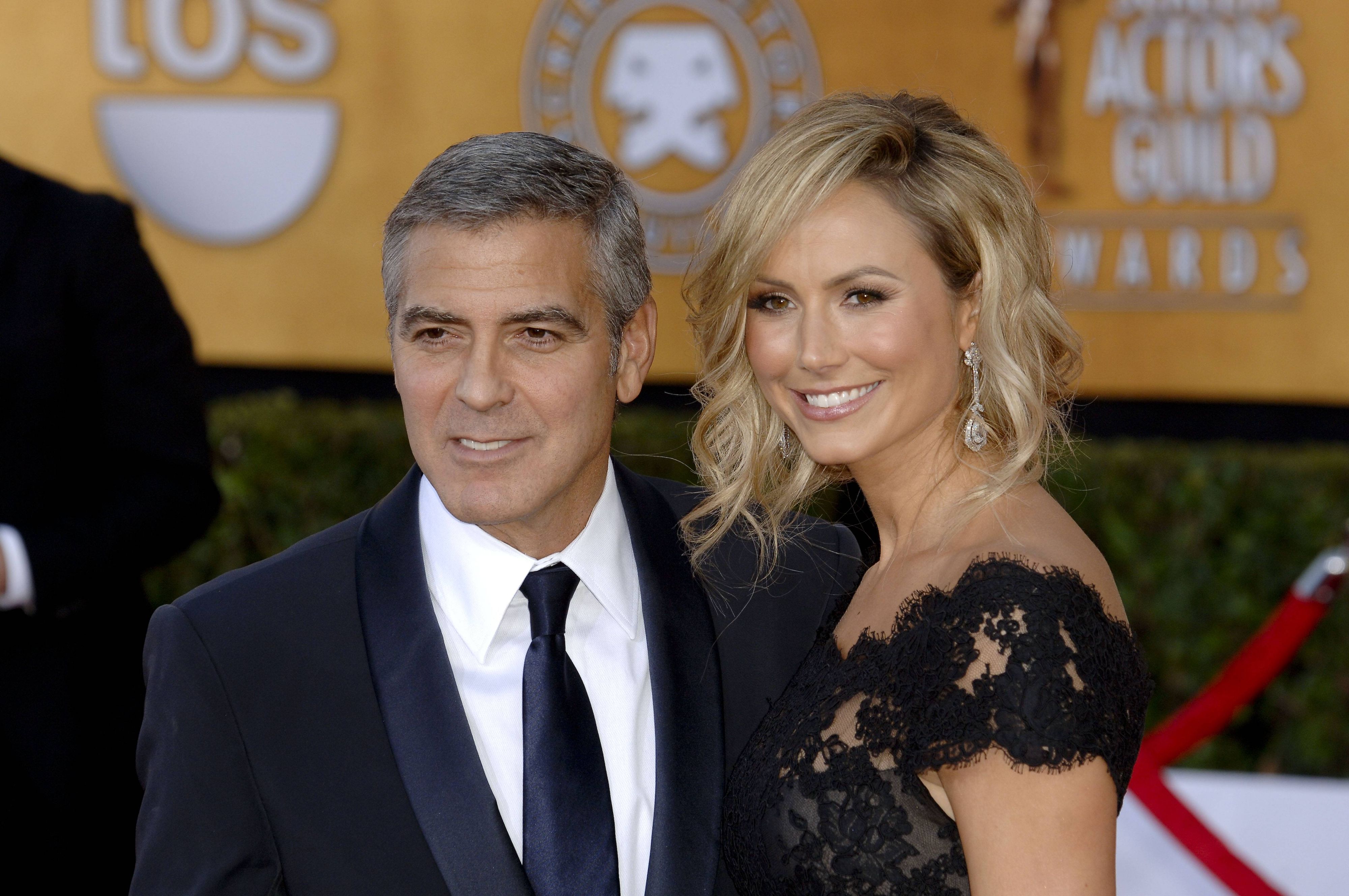Bildnummer: 09532517  Datum: 29.01.2012  Copyright: imago/PicturePerfect George Clooney and girlfriend Stacy Keibler 18TH ANNUAL SCREEN ACTORS GUILD AWARDS: ARRIVALS PUBLICATIONxNOTxINxUSAxUK PatrickxRideaux/PicturePerfect; Wrestling Privat Entertainment Film xdp x1x premiumd   quer o00 Catchen o0 Partner, Mann, Freund, Lebensgefährte people  Image number 09532517 date 29 01 2012 Copyright imago Picture Perfect George Clooney and Girlfriend Stacy Keibler 18th Annual Screen Actors Guild Awards Arrivals PUBLICATIONxNOTxINxUSAxUK PatrickxRideaux Picture Perfect Wrestling Private Entertainment Film  x1x premiumd horizontal o00 catchen o0 Partner Man Friend Life companion Celebrities 