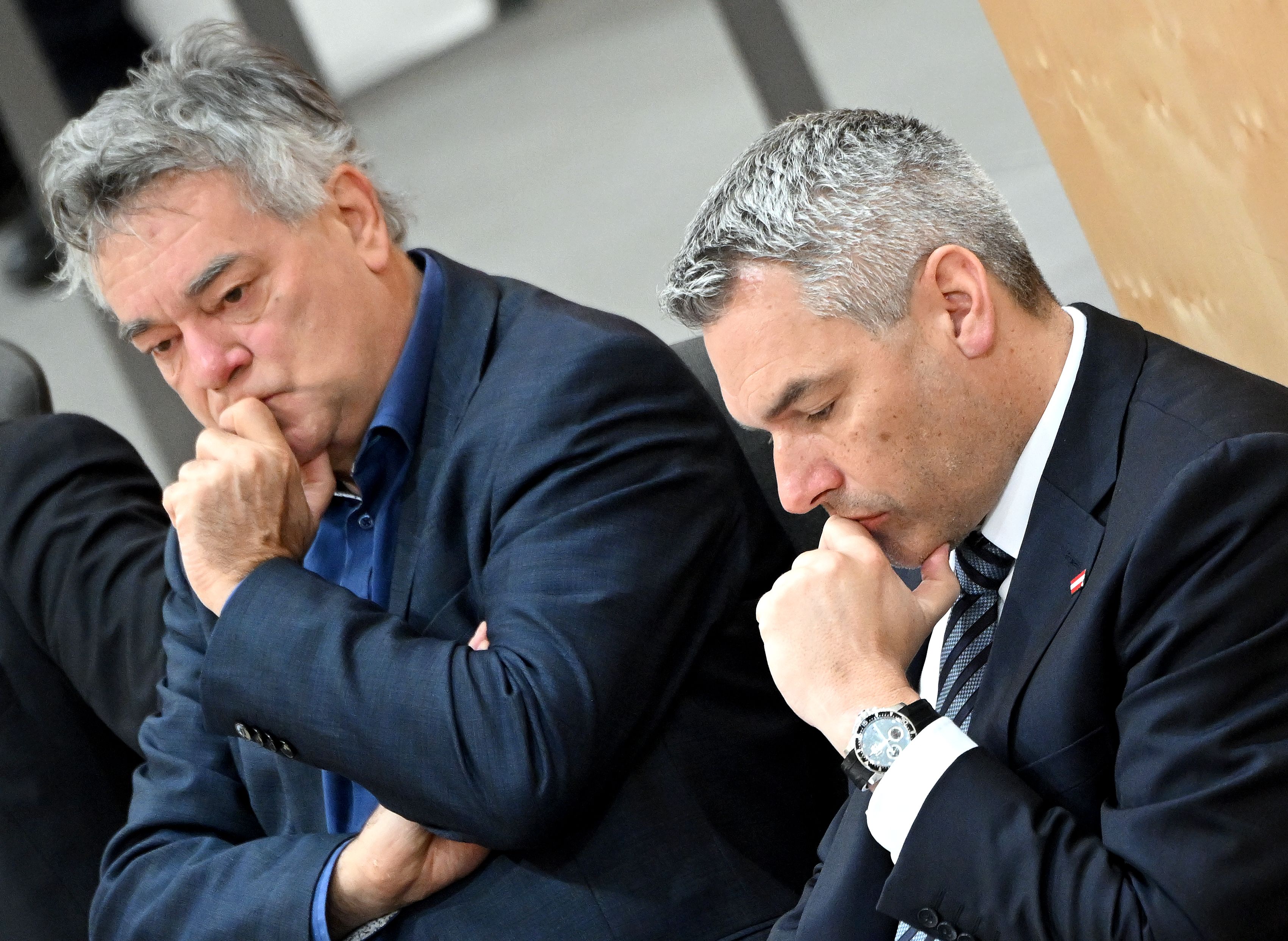 Unter Beschuss: im Nationalrat wird am Mittwoch über den Rücktritt der Bundesregierung diskutiert.