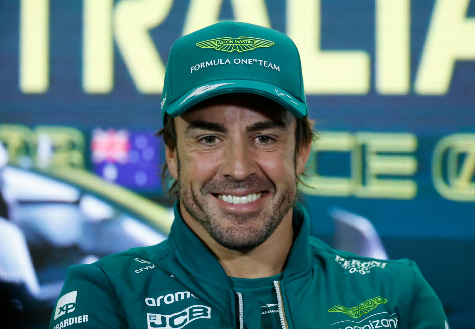 3. Fernando Alonso (Aston Martin) – Note: 1. Drittes Rennen, drittes Podium für den Altmeister, der sich nach dem GP vom Schock beim letzten Restart umgedreht zu werden, erholen musste.