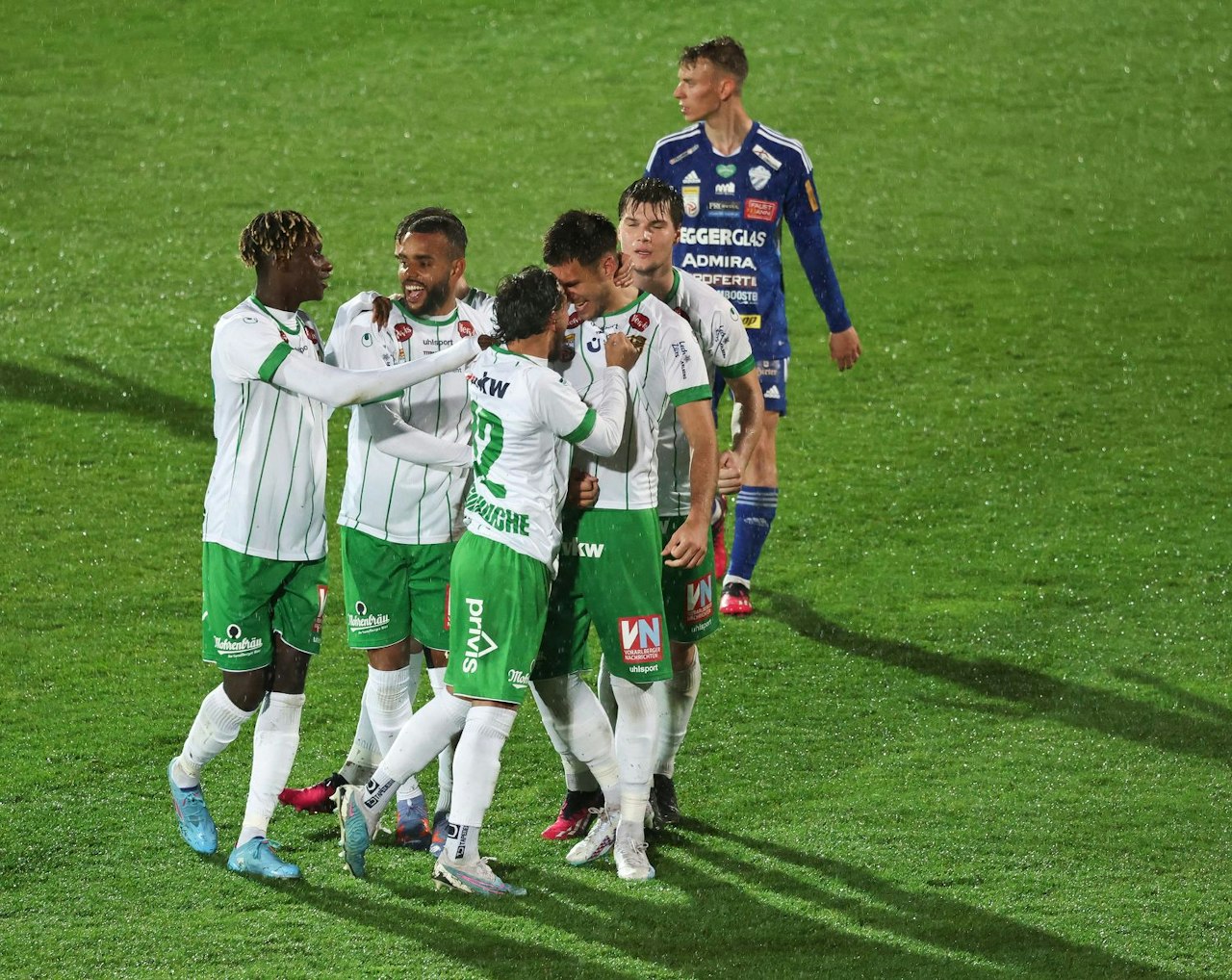 Heute.at - Traumtor beschert Lustenau wichtigen 1:0-Auswärtssieg