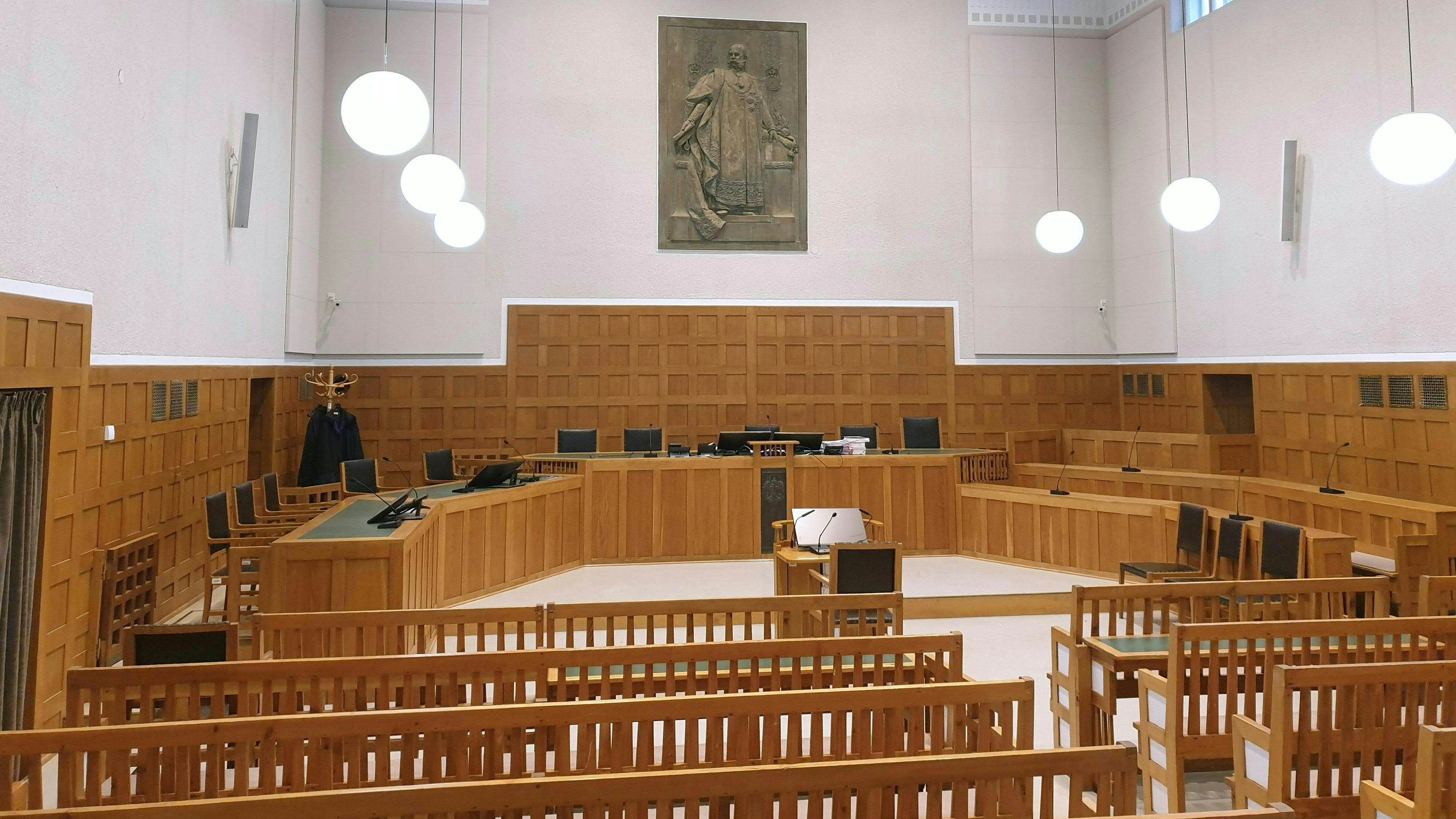 Eine Innenaufnahmen des Schwurgerichtssaals des Landesgericht Feldkirch, aufgenommen am Mittwoch, 29. März 2023.