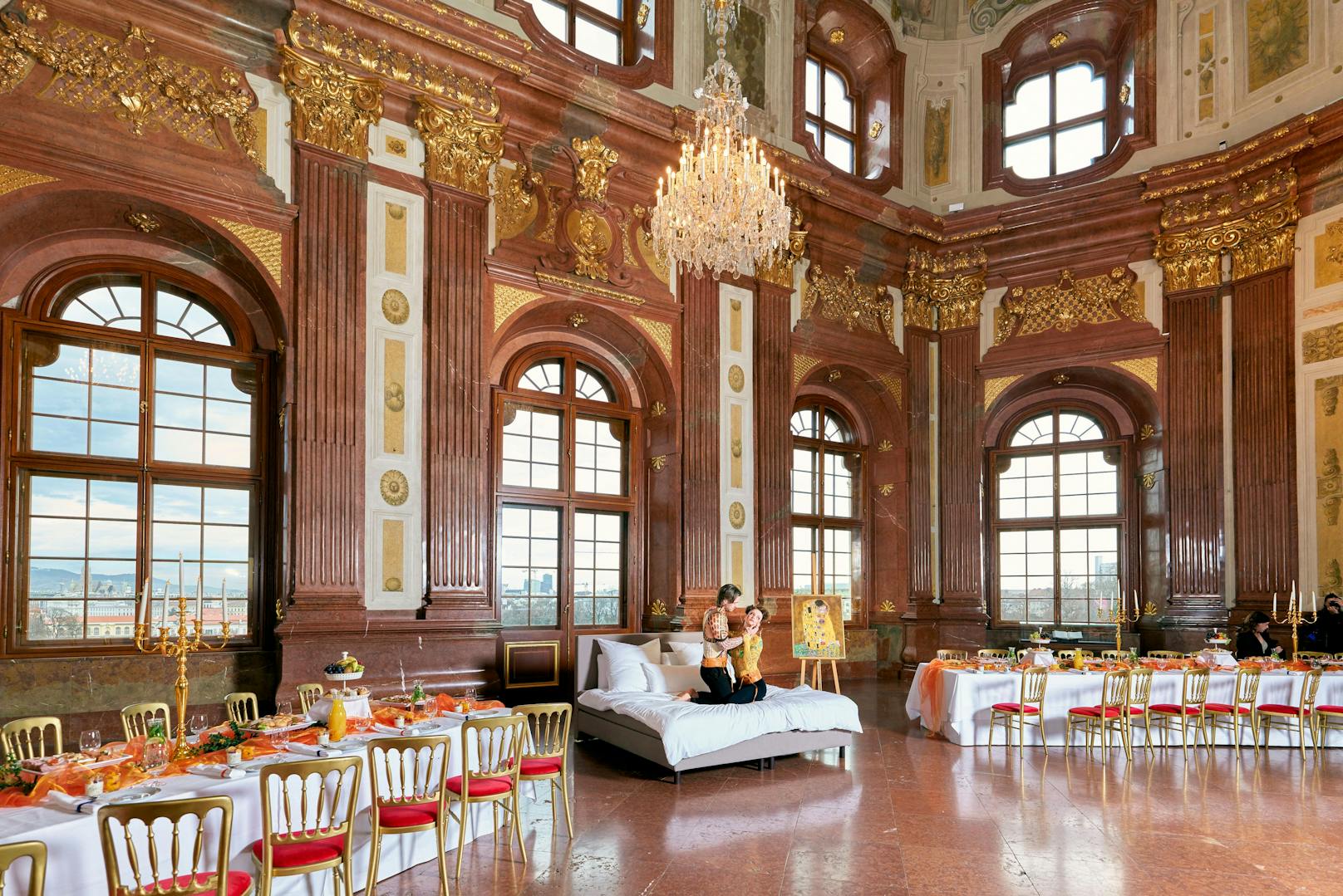 Im Marmorsaal des Oberen Belvedere erwachte "Der Kuss" zum Leben.