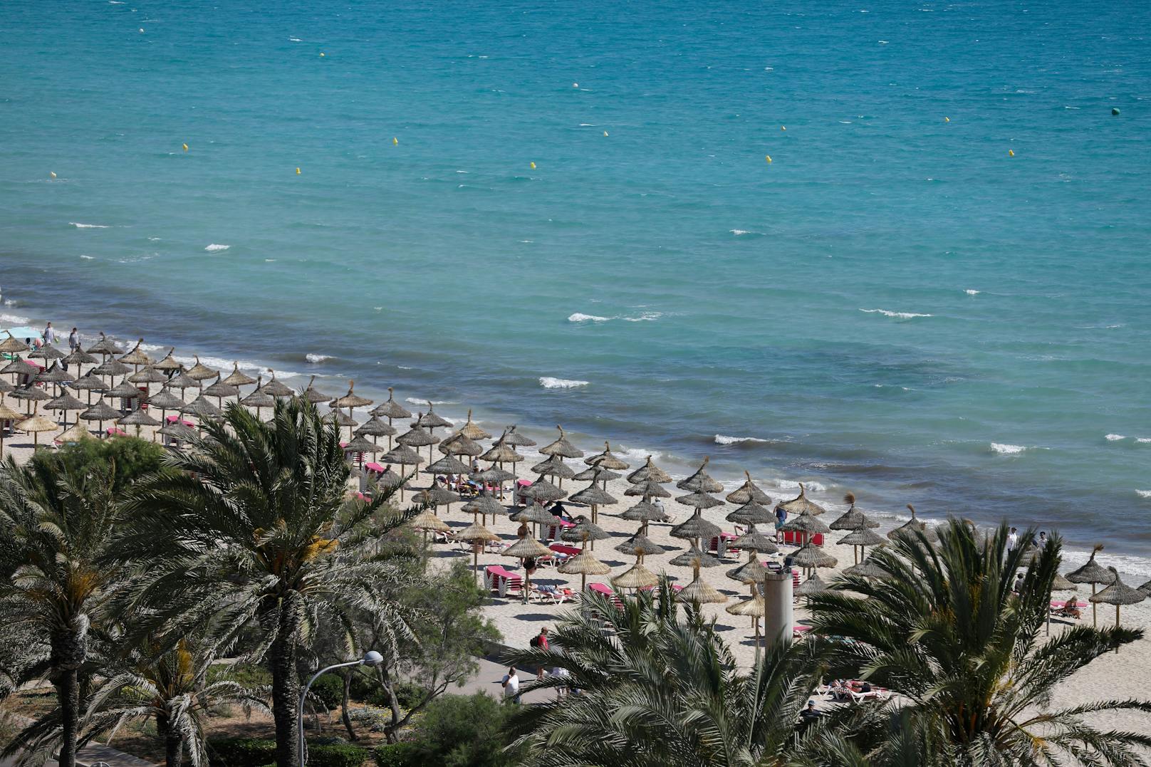 Touristen-Hotspot: Blick auf den Playa de Palma auf Mallorca. Symbolbild