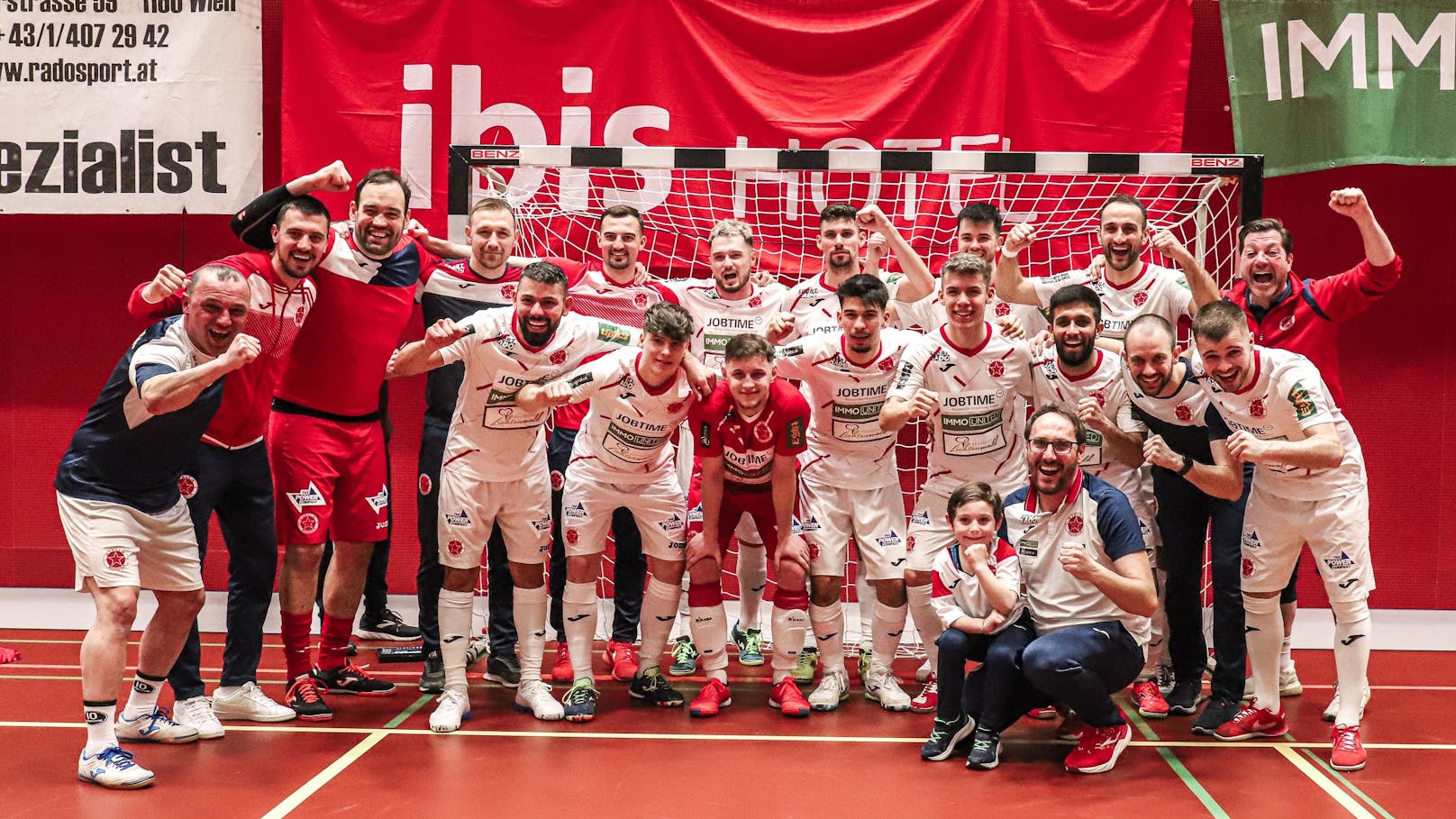 Mit einem furiosen 7:3 Sieg erzwingt Futsal-Rekordmeister Stella Rossa tipp3 Wien für ein drittes und letztes Finalspiel.