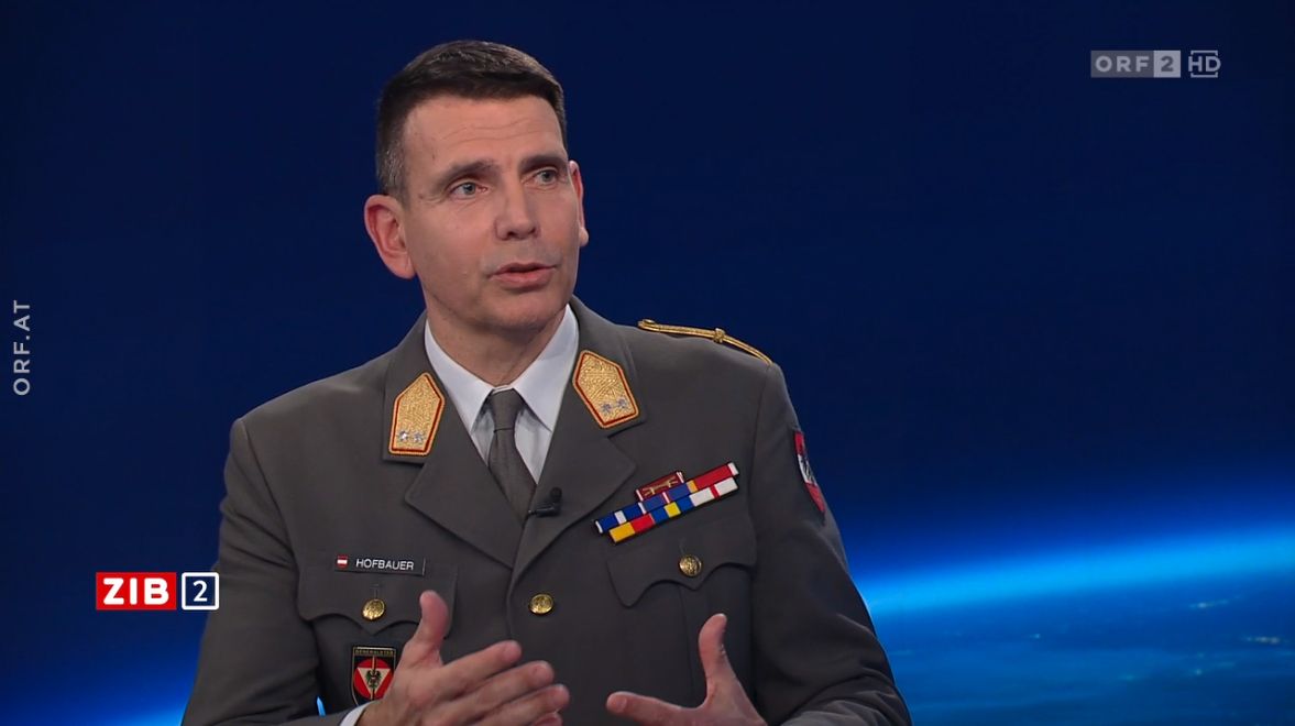 Generalmajor Bruno Günter Hofbauer ist Planungschef des Österreichischen Bundesheeres. Am 3. April analysierte er in der ZIB2 mit Armin Wolf die Lage in der Ukraine.