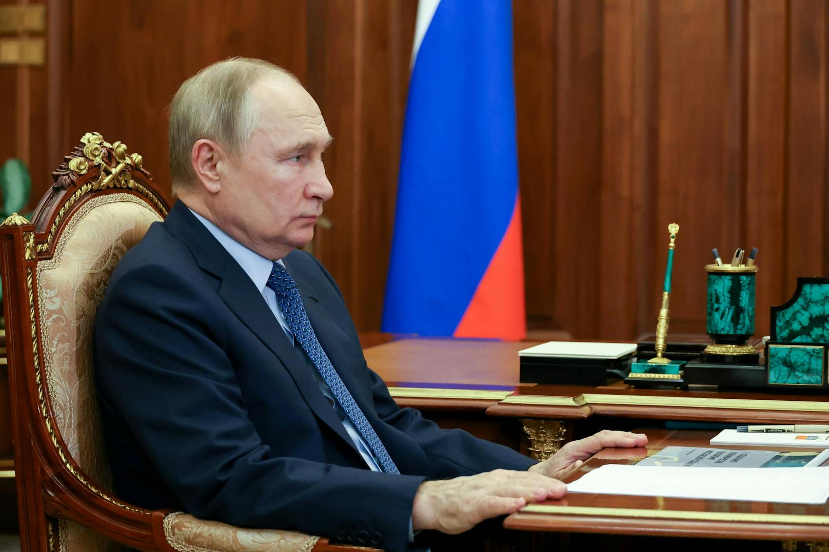 Der russische Präsident Wladimir Putin will die Militärpräsenz an der Grenze zu Finnland verstärken.