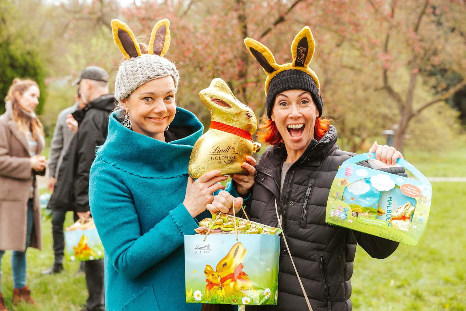 Suchten auch fleißig: Gudrun Nikodem-Eichenhardt und Adriana Zartl