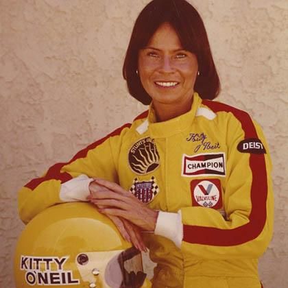 Google würdigt Kitty O’Neil mit einem Doodle.