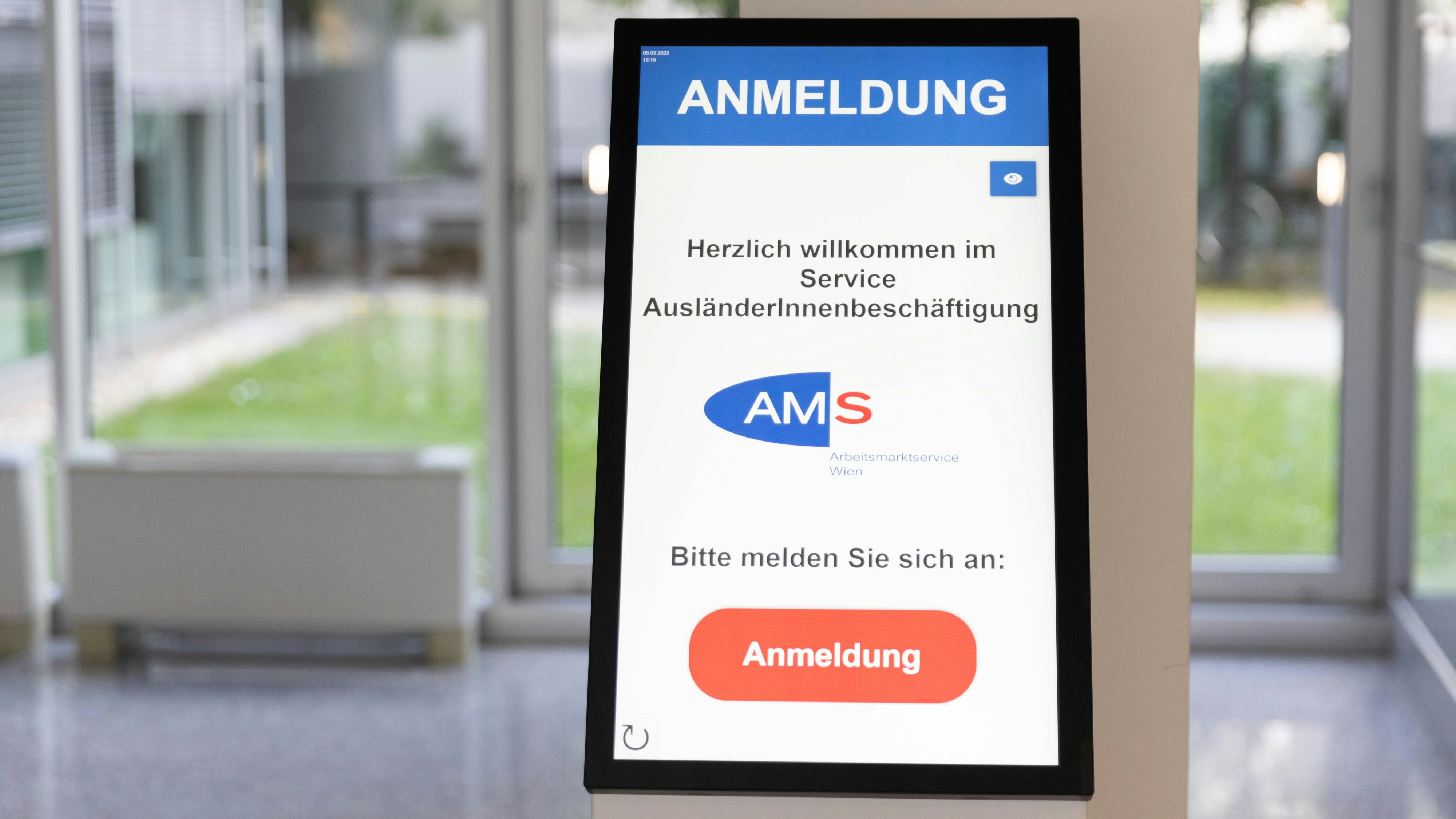  Ende März waren 333.954 Personen beim AMS arbeitslos oder in Schulung gemeldet.