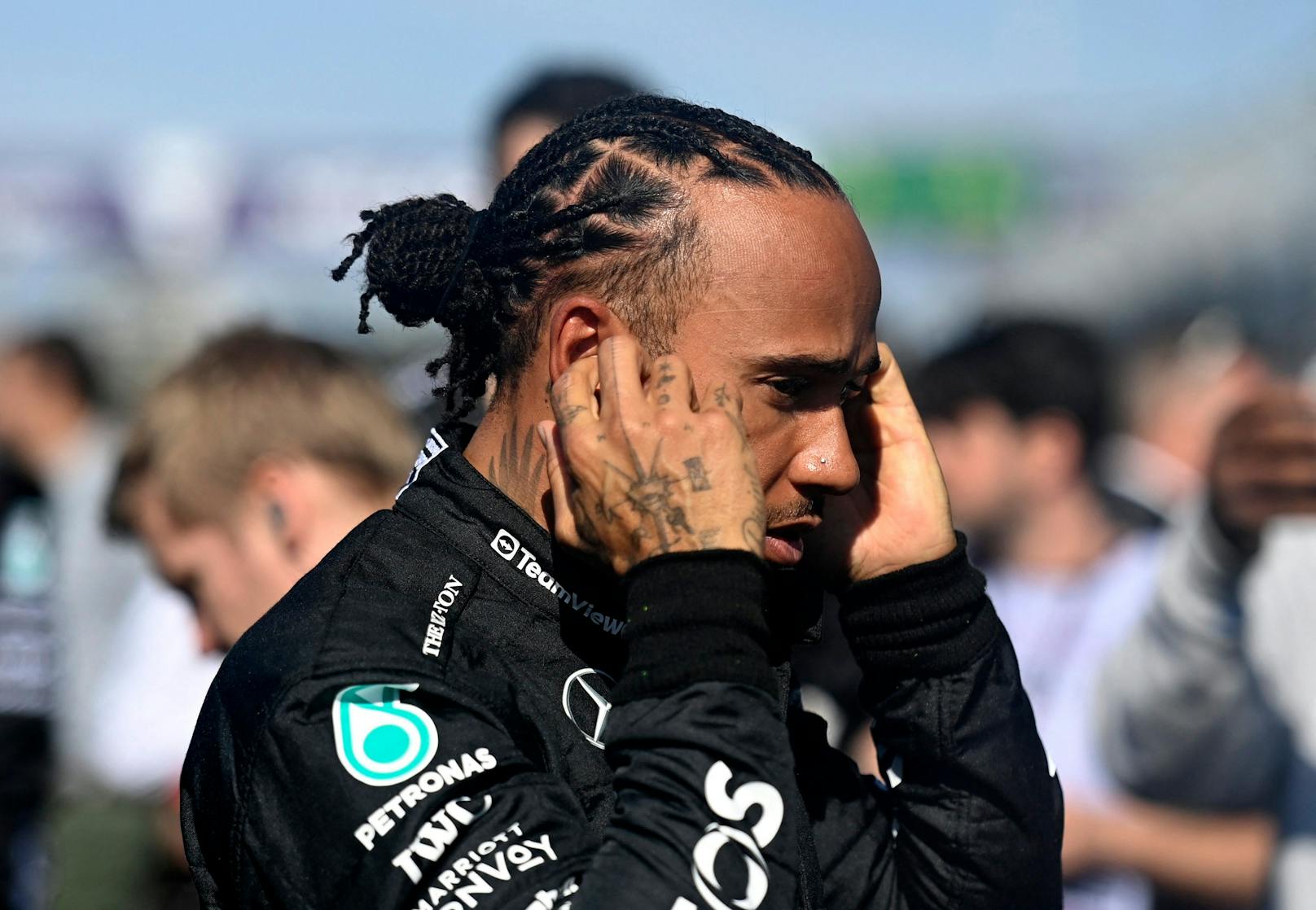 6. Lewis Hamilton (Mercedes) – Note: 2. Der Mercedes-Star hatte mit dem Safety-Car Pech, fiel dabei bis auf P11 zurück und kämpfte sich wieder nach vorne – in Lewis brennt das Feuer.