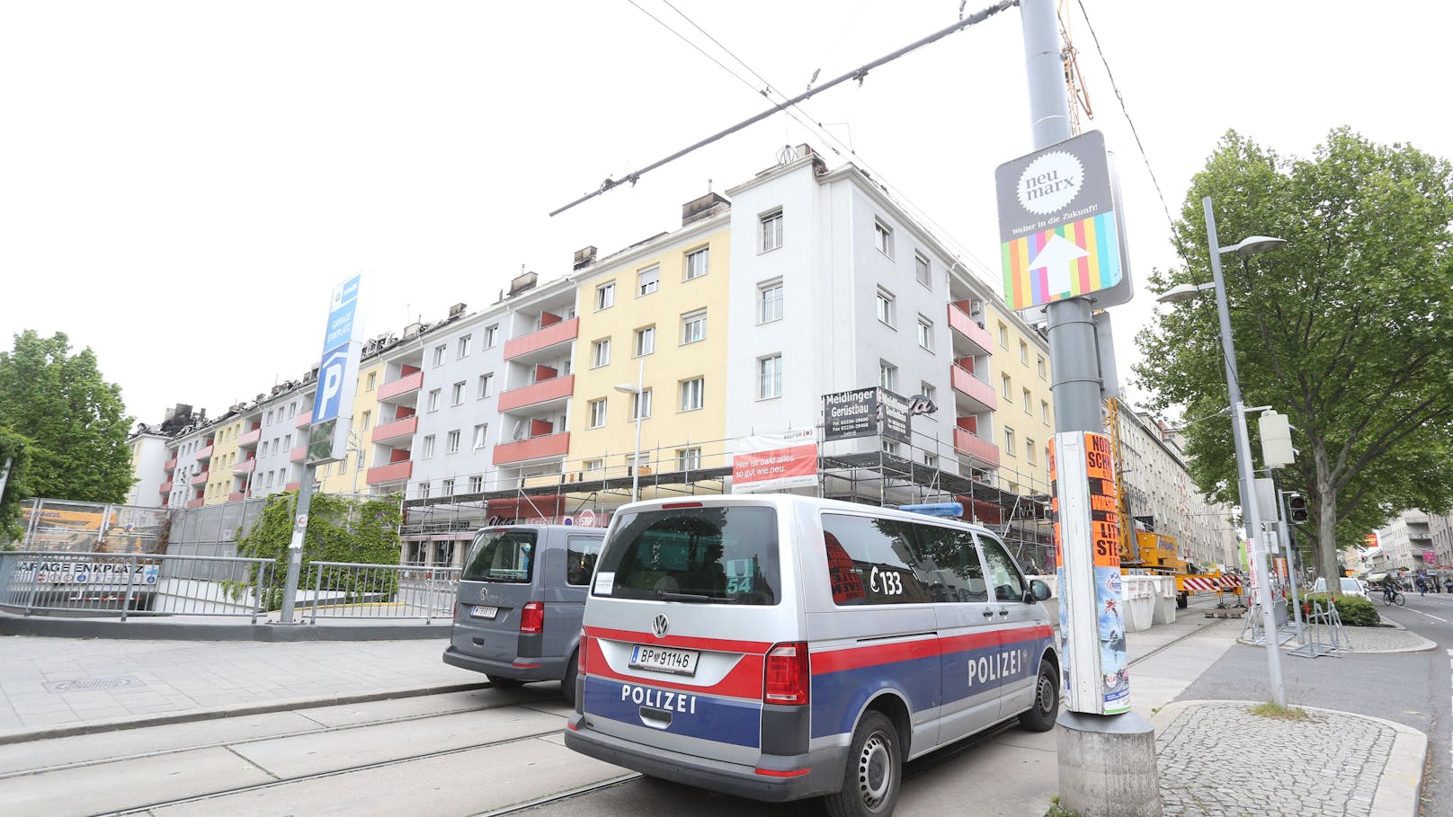 Ex-Mitschüler raubten zwei Burschen auf dem WC aus