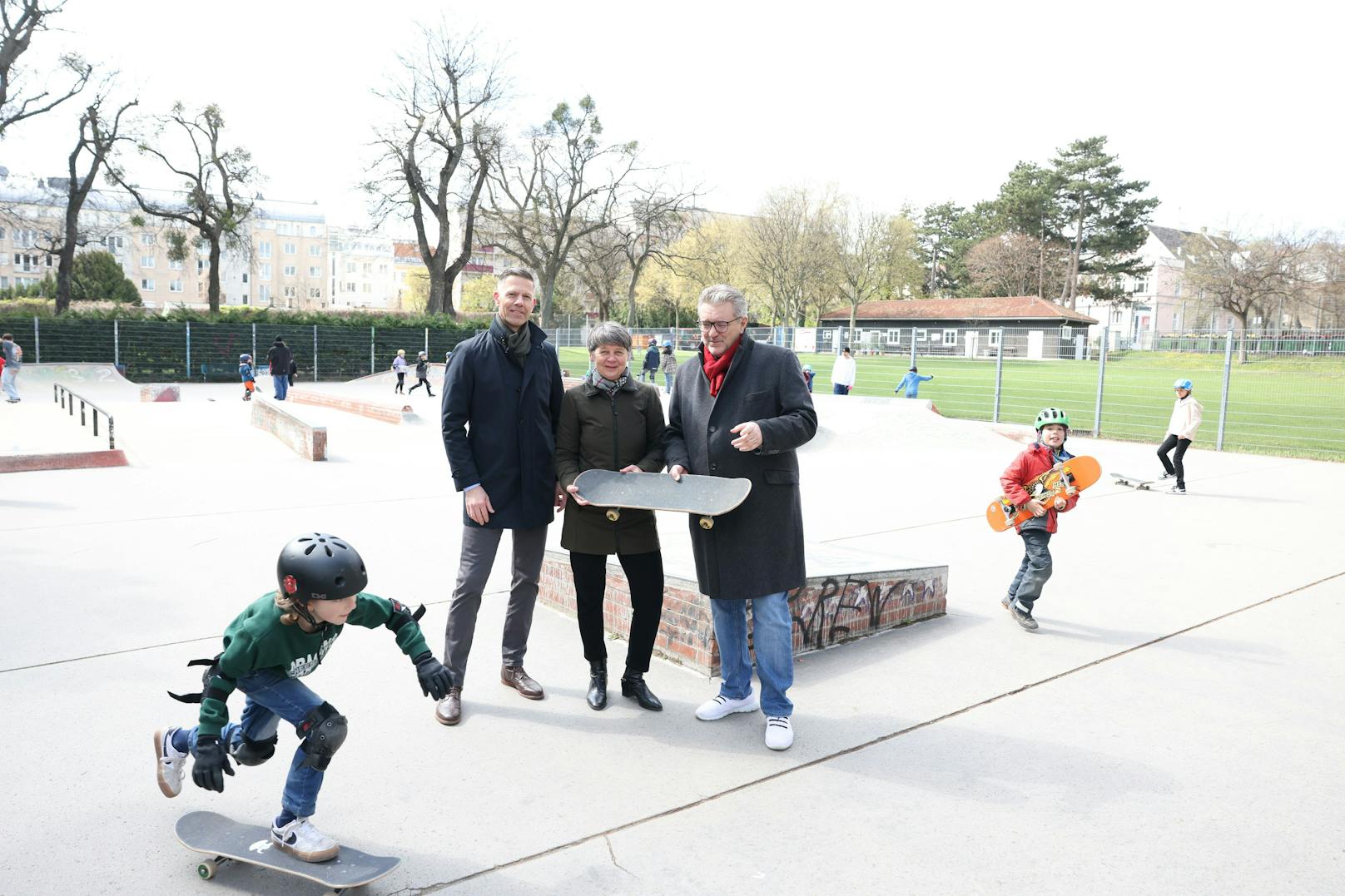 Die Jugendsportanlage bietet auf 14.300 Quadratmetern im Währinger Park viel Fläche und viele Station für Sport und Spaß an der frischen Luft.