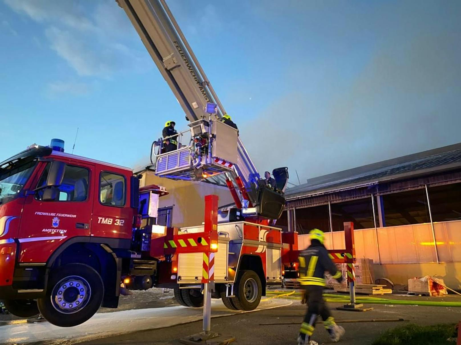 Rund 150 Silberhelme standen im Einsatz.