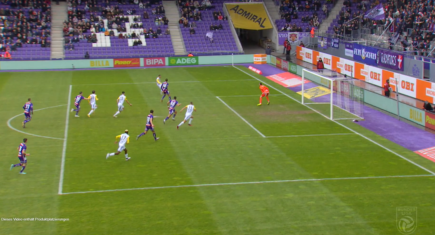 Die Abseitssituation ohne die gezogene Linie. 