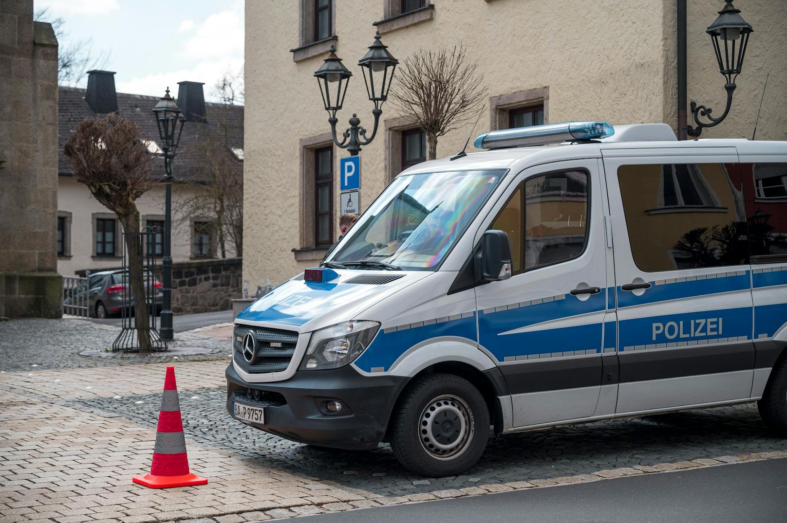 Weiterer Tatverdächtiger nach Tötung von Zehnjähriger