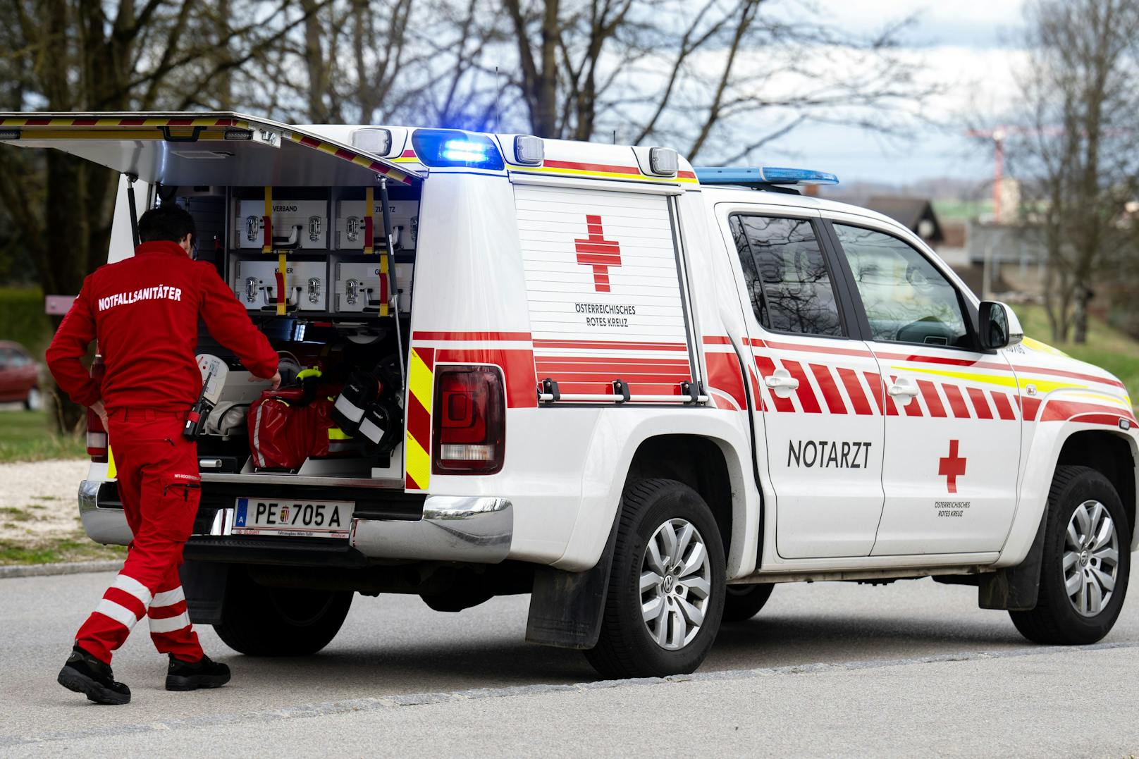 Kleinbus in Brand – Burgenländer (27) hat keine Chance