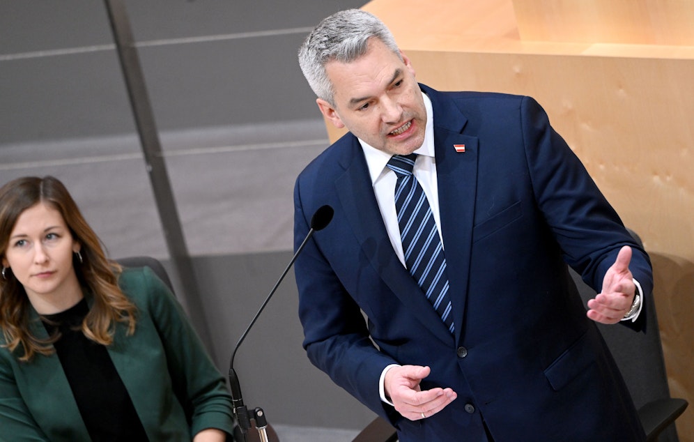 Staatssekretärin Claudia Plakolm (ÖVP) und Bundeskanzler Karl Nehammer (ÖVP) fahren eine Politik bar jeder wissenschaftlicher Grundlage und Vernunft.