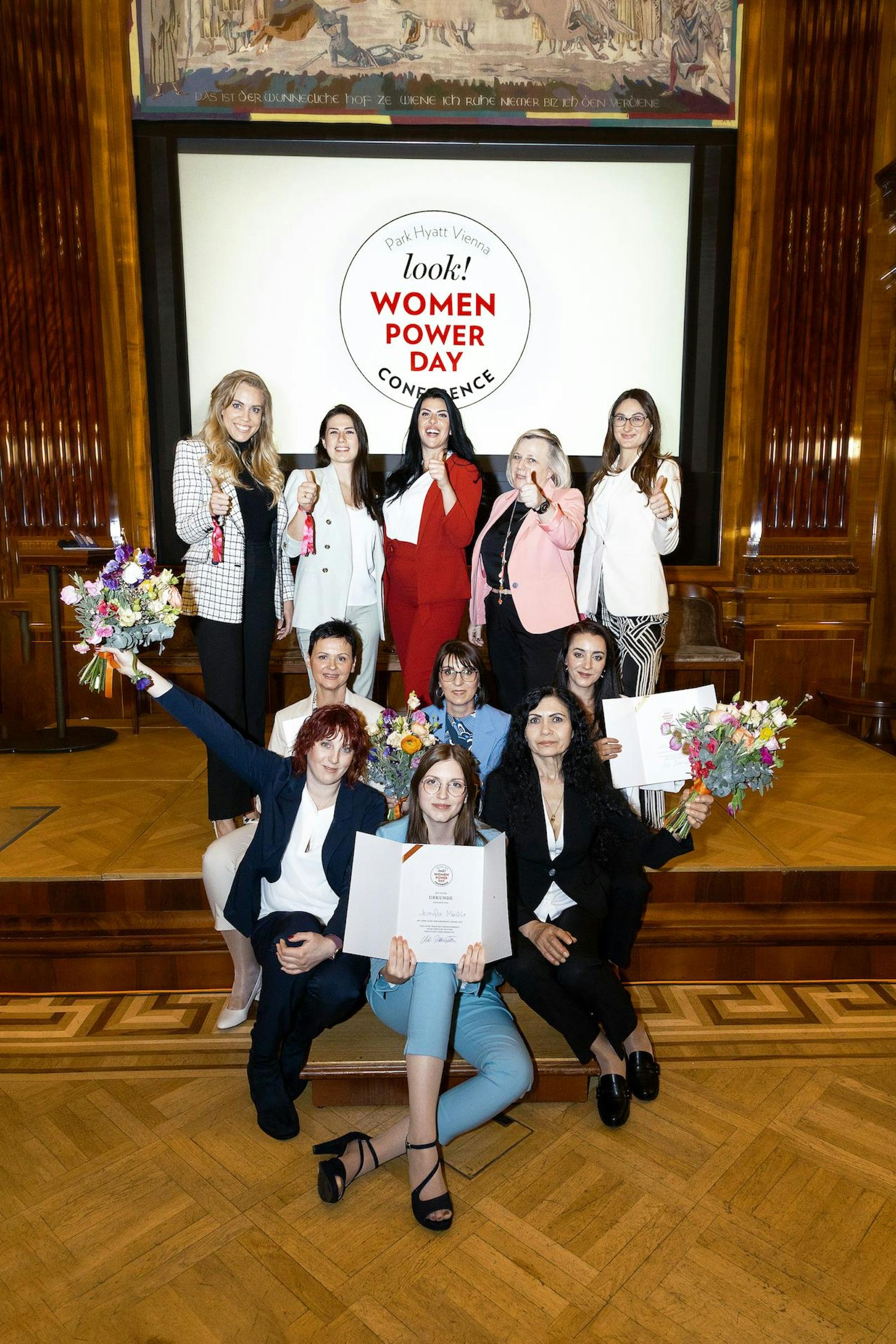 Die glücklichen PENNY Siegerinnen des Women Empowerment Award.
