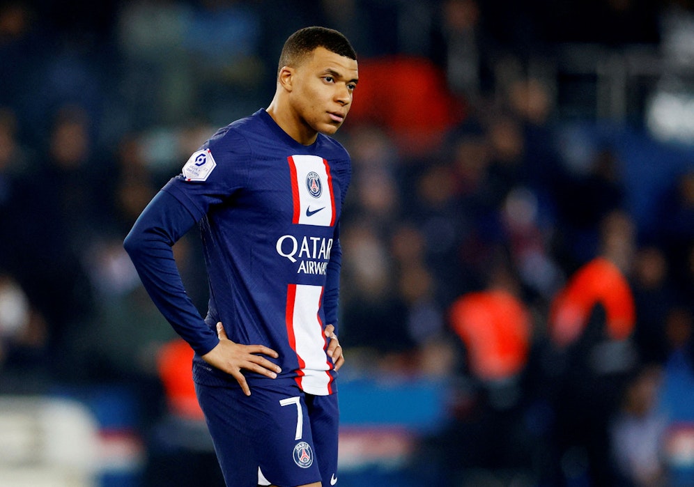 Kylian Mbappe schießt gegen seinen Klub. 