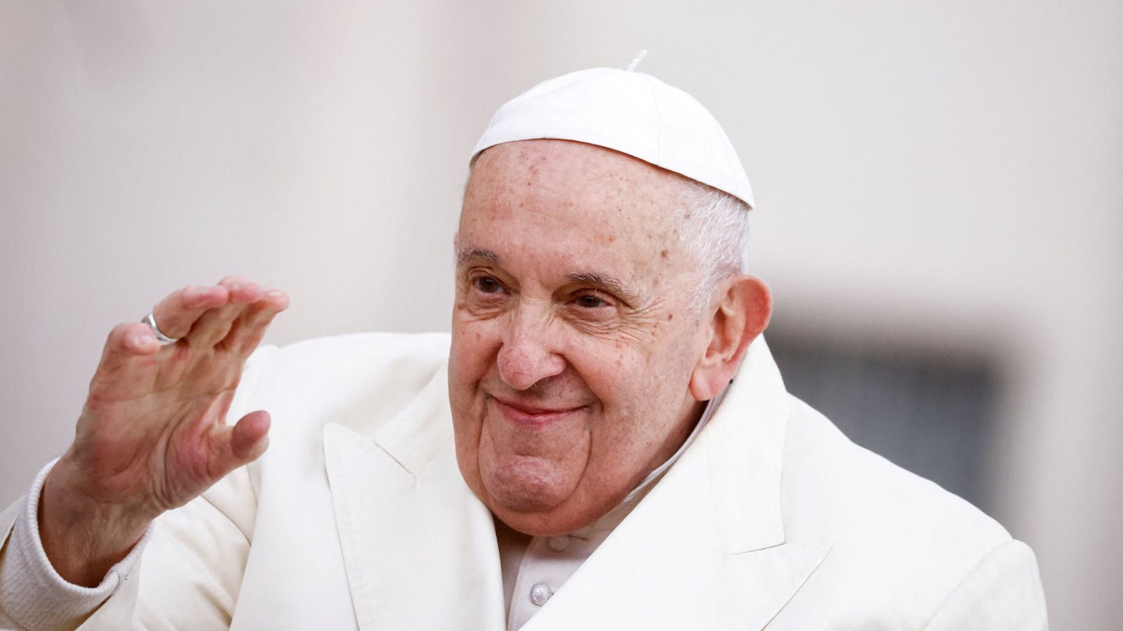 Die Dokumentation "AMEN: Gespräch mit dem Papst" ist seit dieser Woche auf Disney+ zu sehen.
