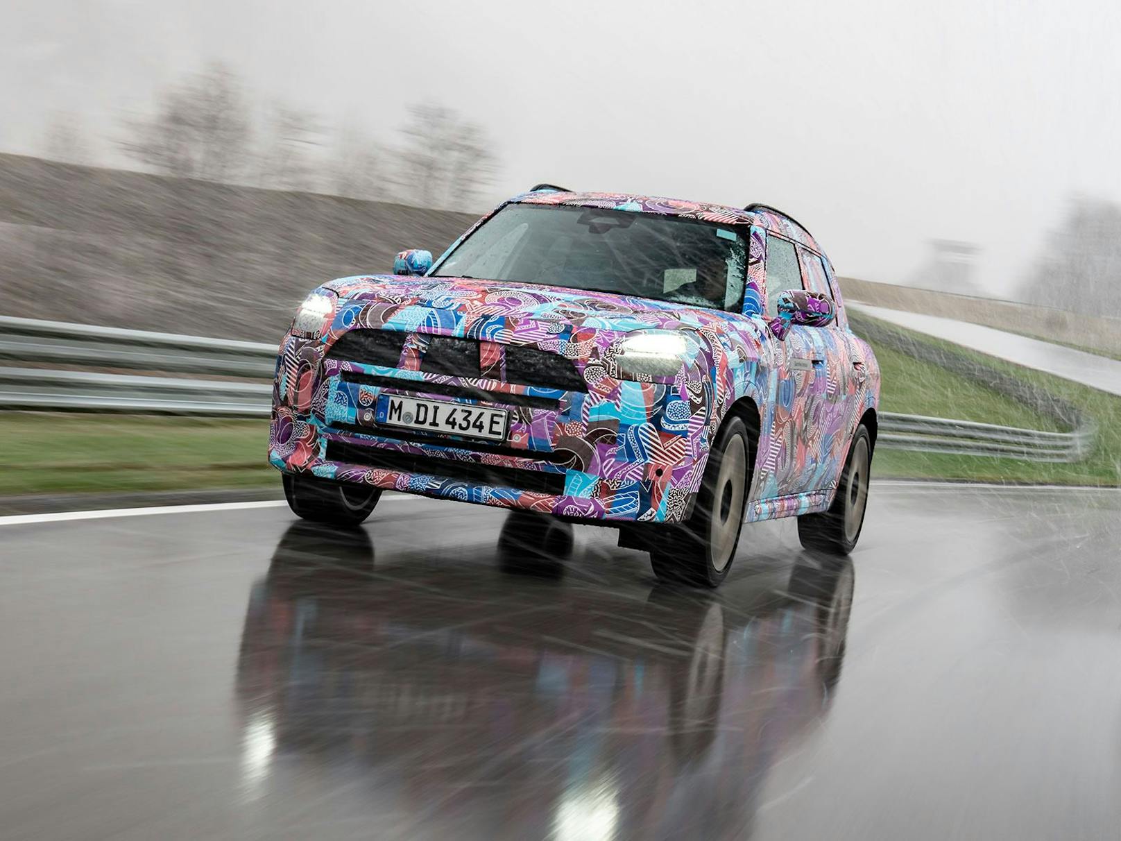 Der neue Mini Countryman kommt nur noch mit E-Antrieb auf den Markt.