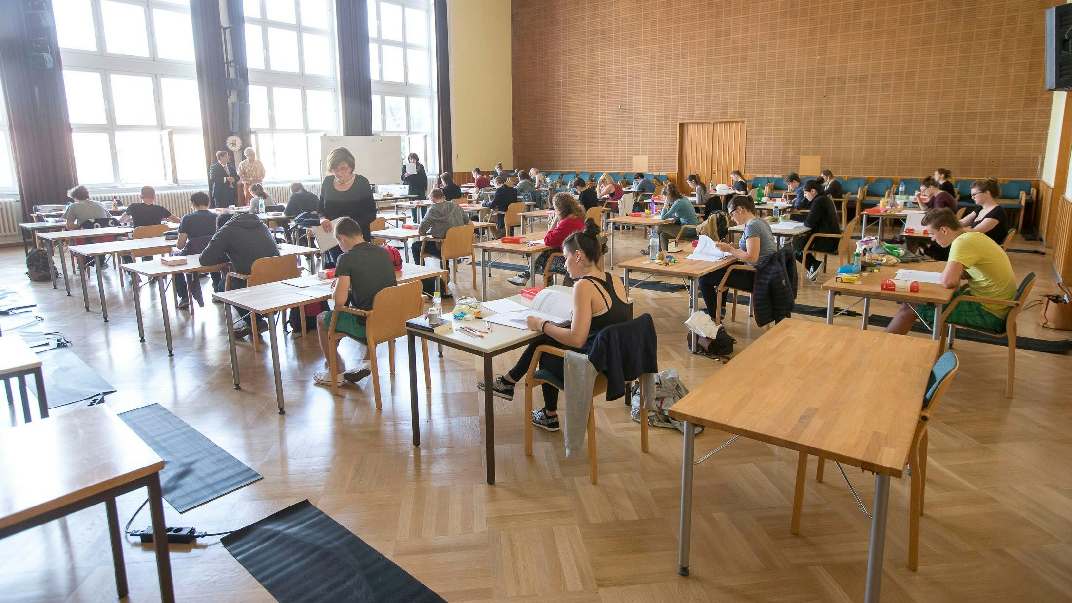 Einige Schüler und Schülerinnen wünschen sich die Corona-Matura-Regeln zurück.