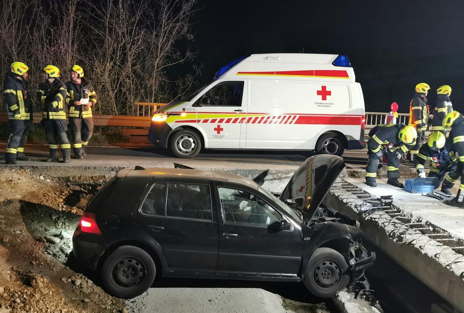 Rettung und Feuerwehr waren schnell da.