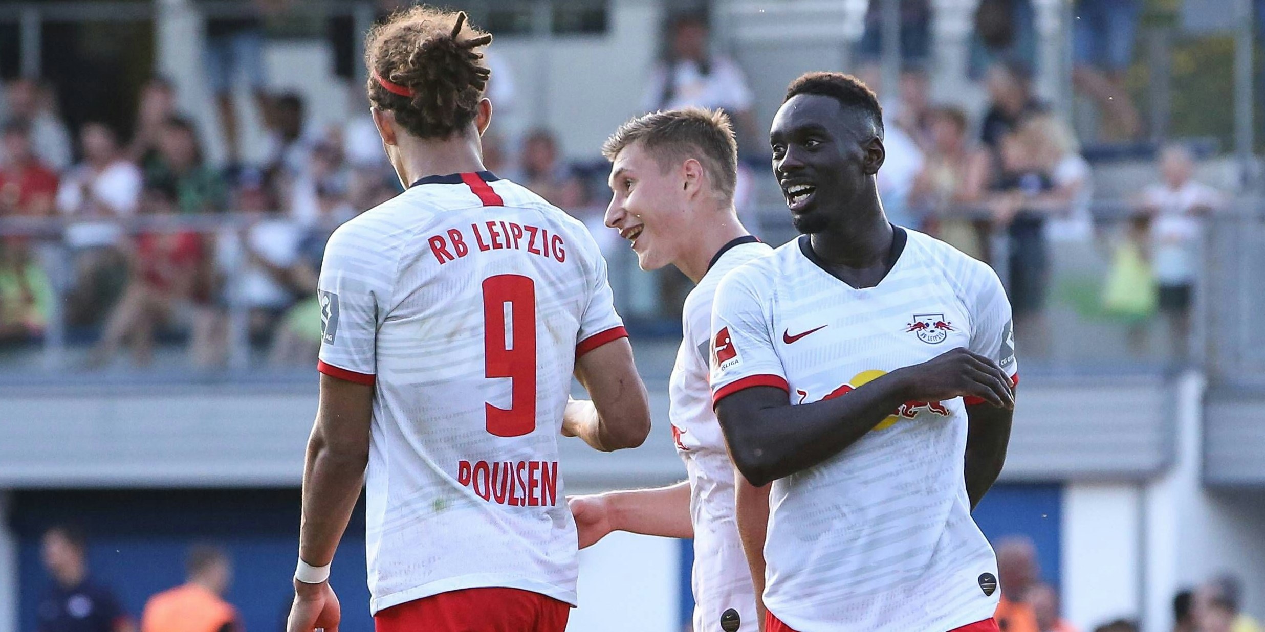 Augustin (r.) im Trikot von RB Leipzig