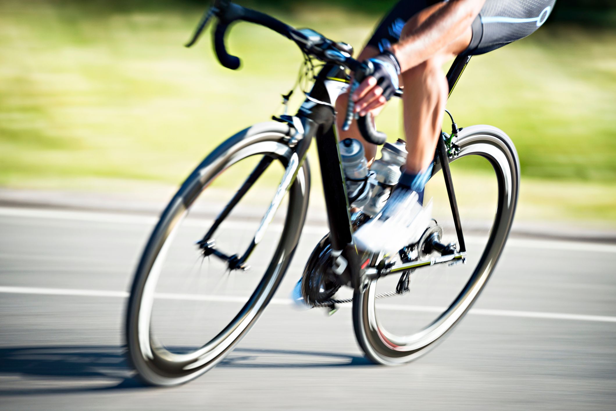 Ein Rennradfahrer hatte den Fußgänger erfasst und tödlich verletzt. Symbolbild