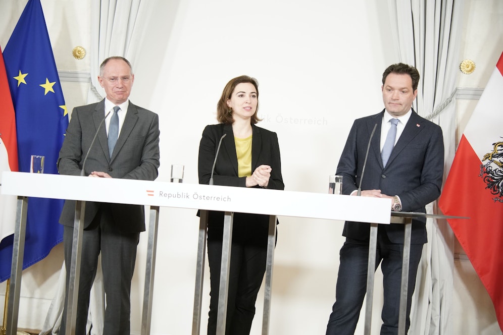 Beim Ministerrat – im Bild Innenminister Gerhard Karner, Justizministerin Alma Zadic und Landwirtschaftsminister Norbert Totschnig – wurde die Einführung einer Taskforce zur Bekämpfung der Umweltkriminalität verkündet.