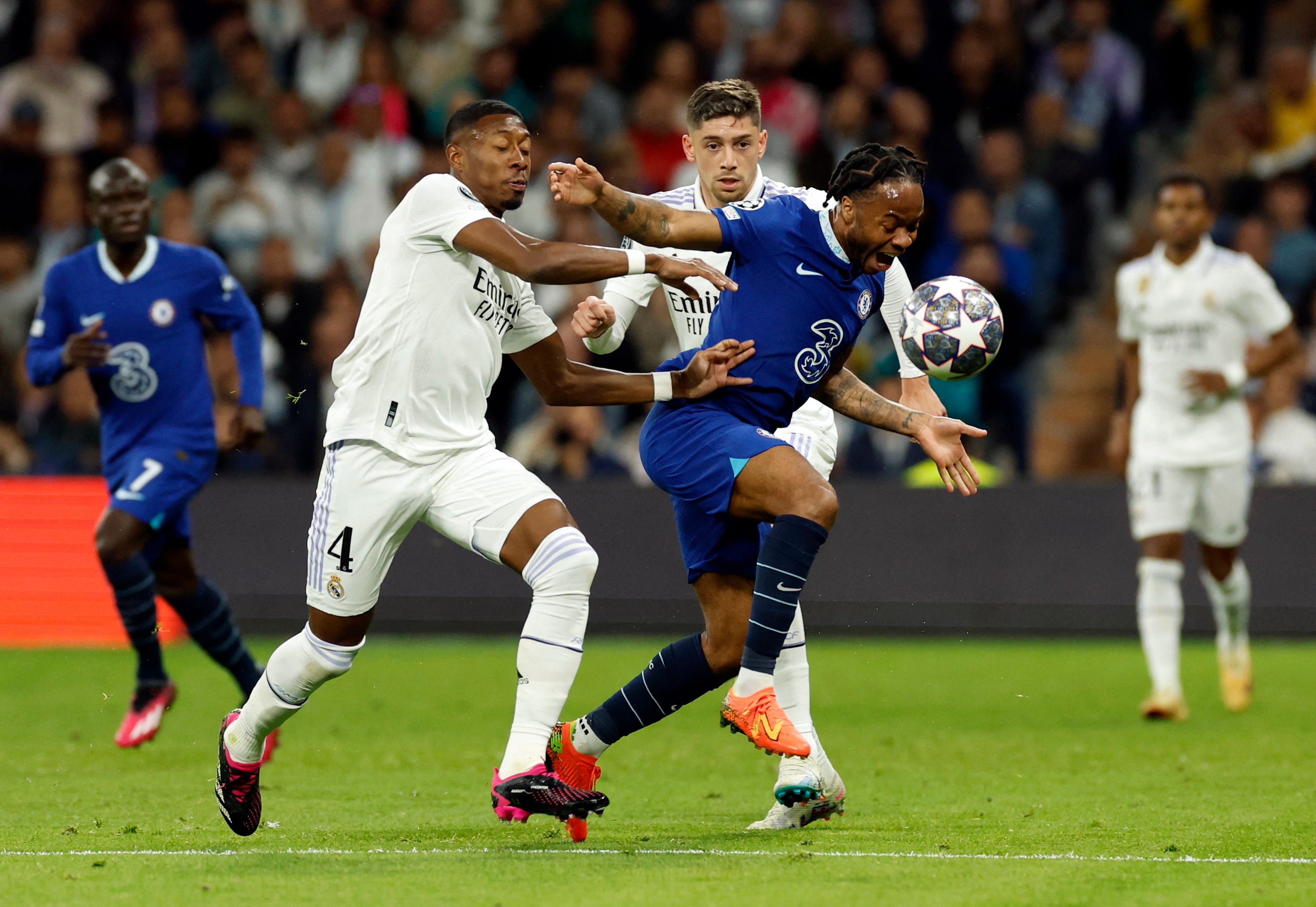 David Alaba im Duell gegen Chelsea. 