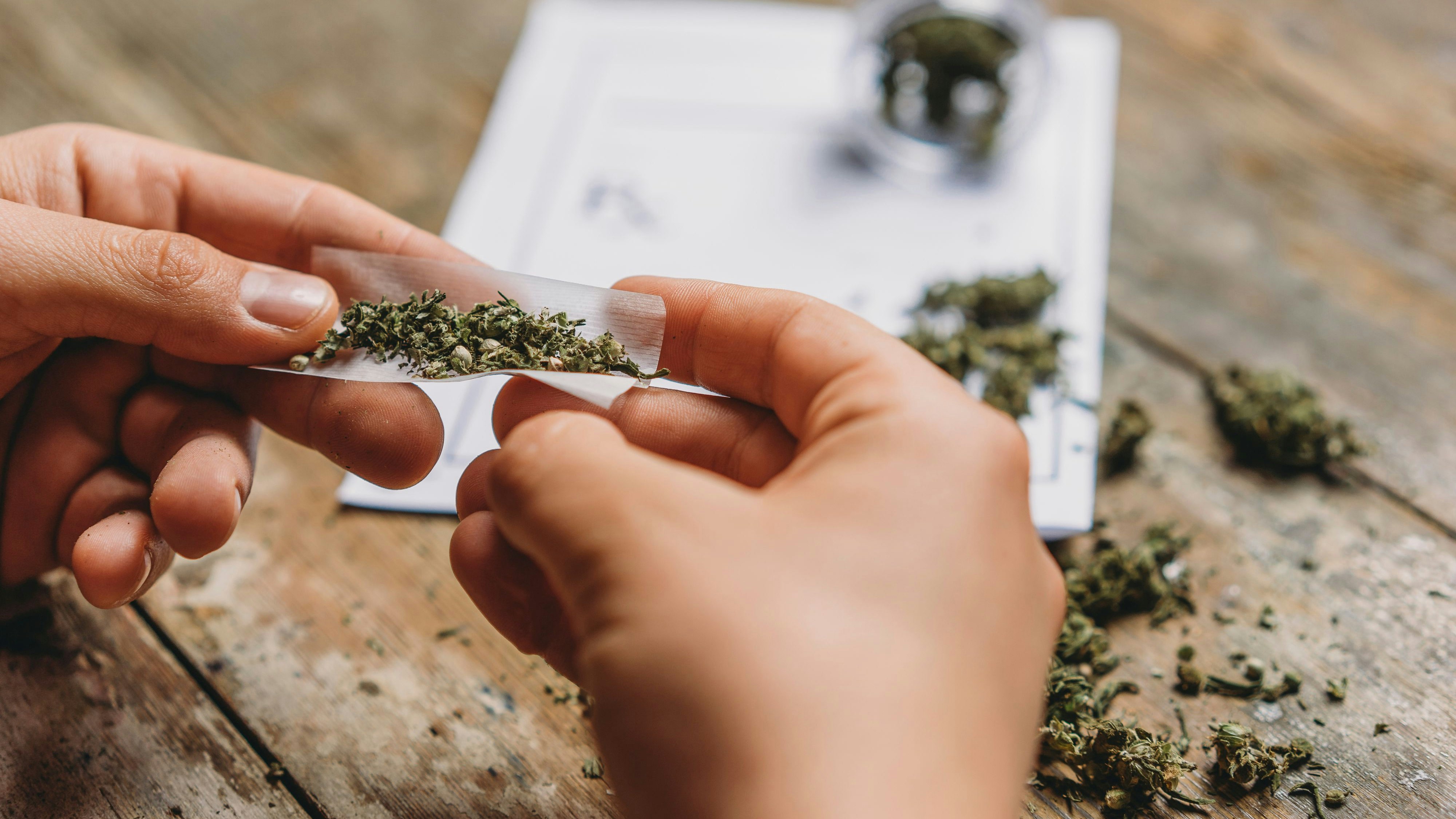 In Deutschland ist der Konsum und Anbau von Cannabis für Erwachsene legal.